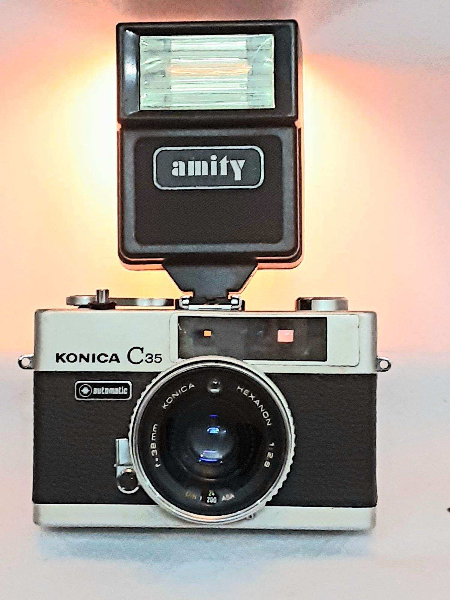 Máy ảnh Film Vintage Konica C35 Automatic