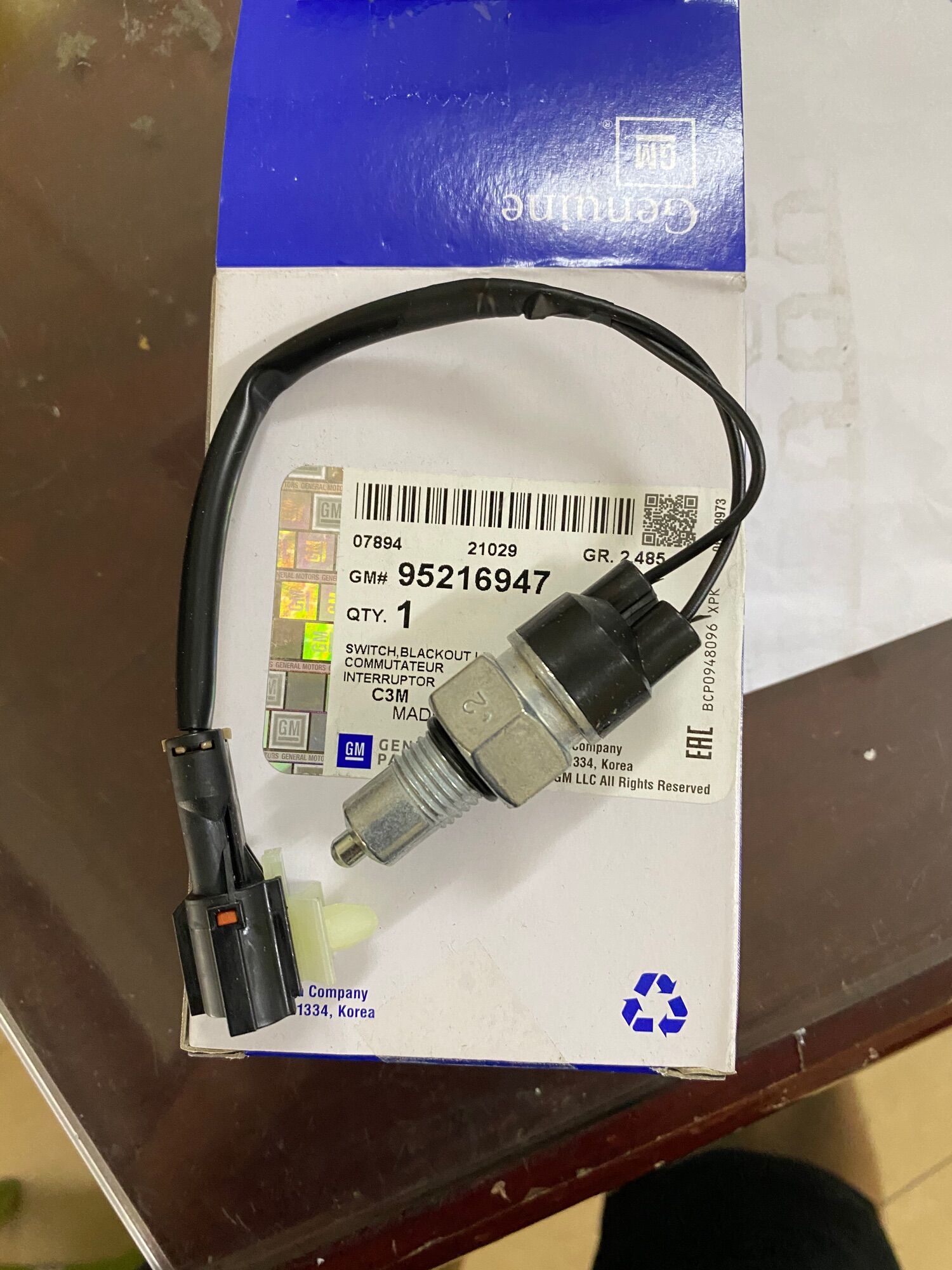 Công tắc đèn lùi Matiz Spark Gm:95216947