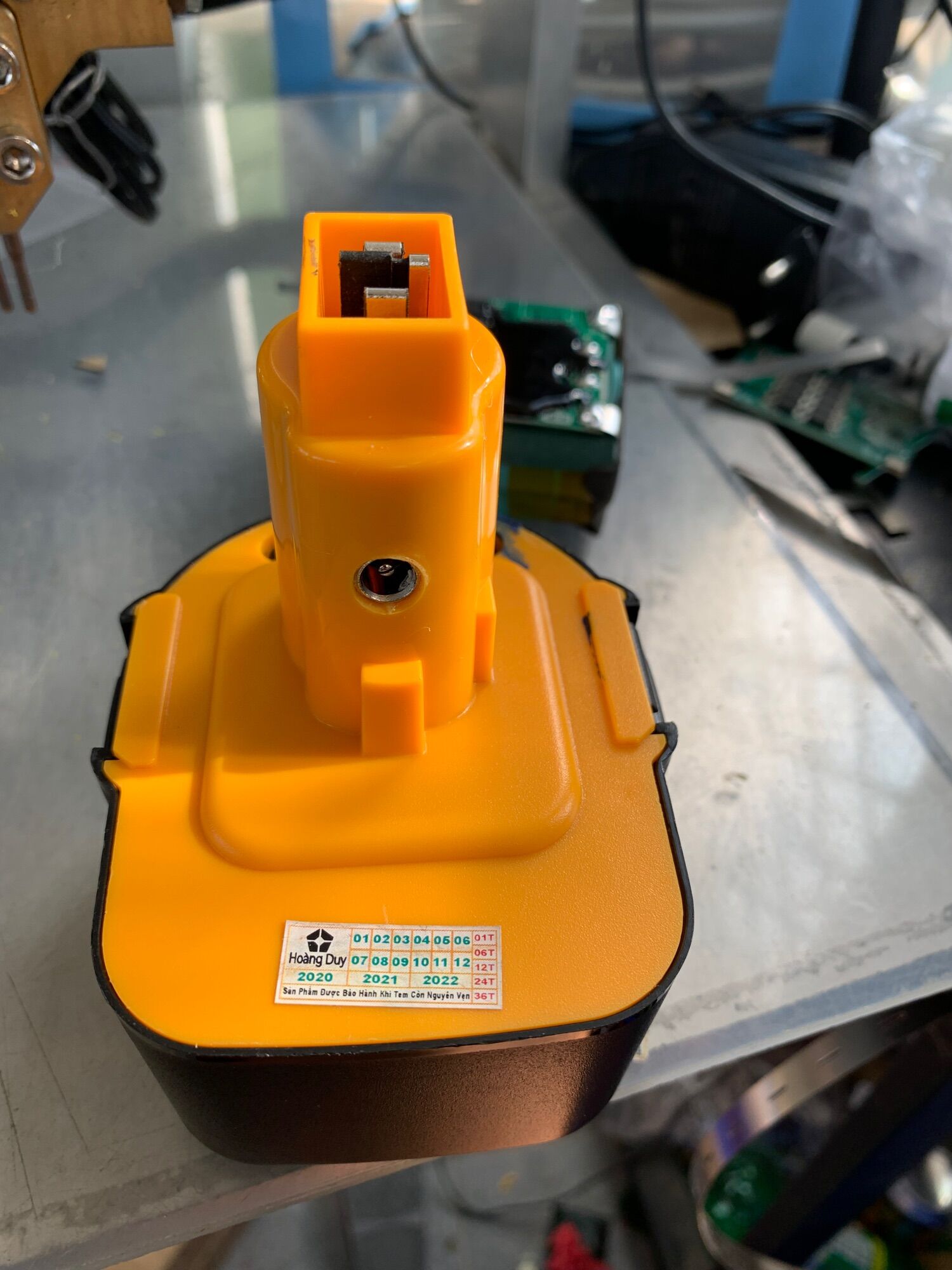 (BH) Pin Đóng Black decker và dewalt 12v 4ah