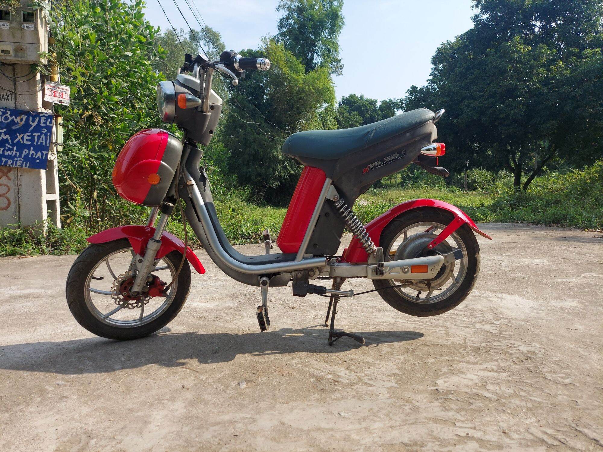 Xe đạp điện thông tin 098 582 2633 xe nhập khẩu nguyên chiếc đã qua sử dụng còn sử dụng tốt ship hàng toàn qu