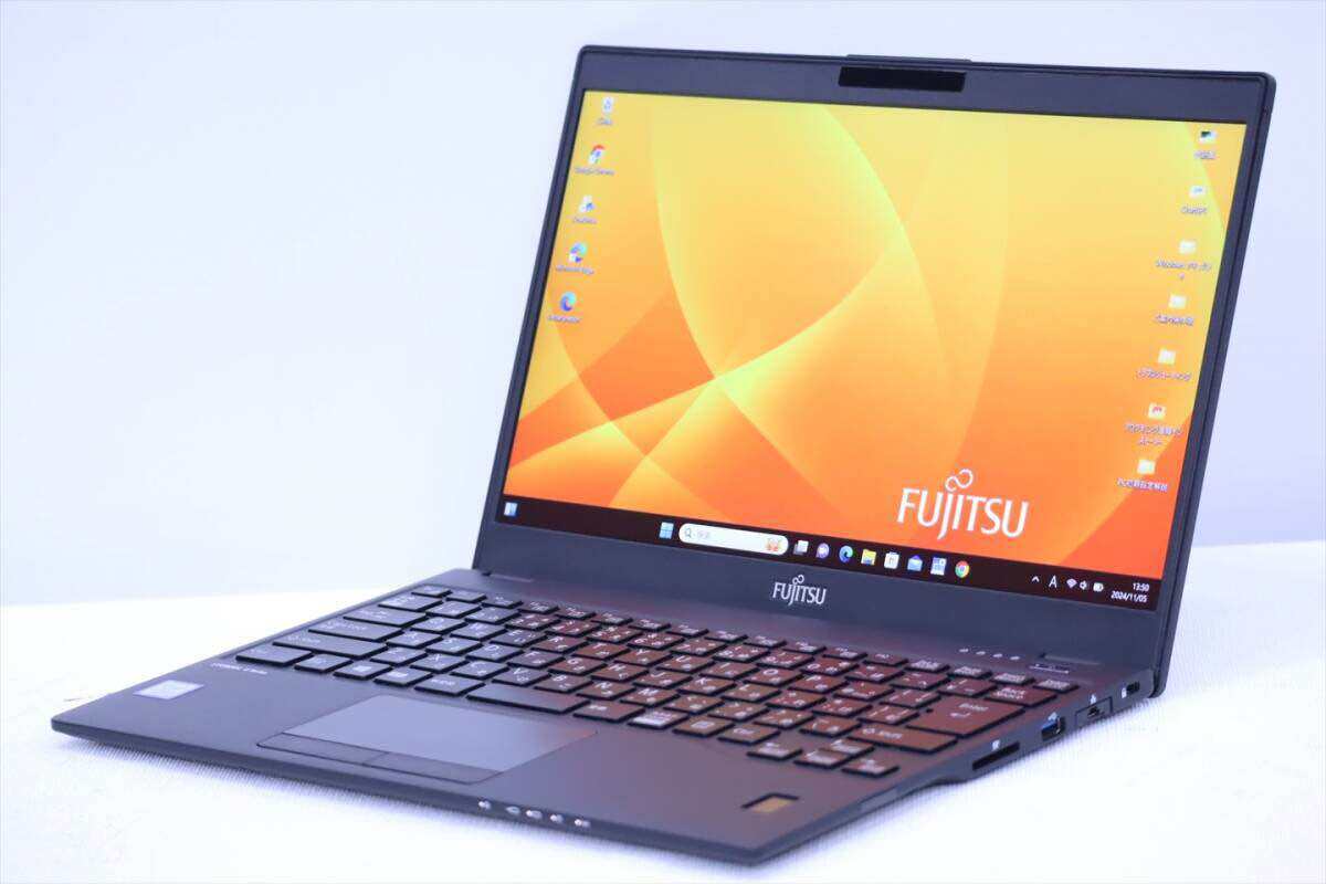 Fujitsu LIFEBOOK SH75/M 12GB 250GB DVDマルチ Win11 Home MS Office