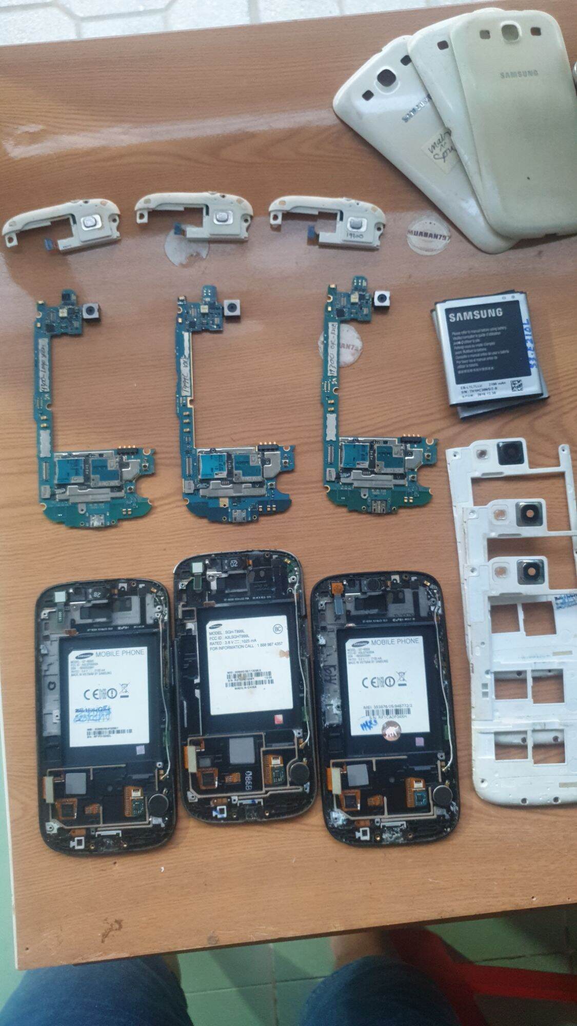 Samsung S3 removal parts