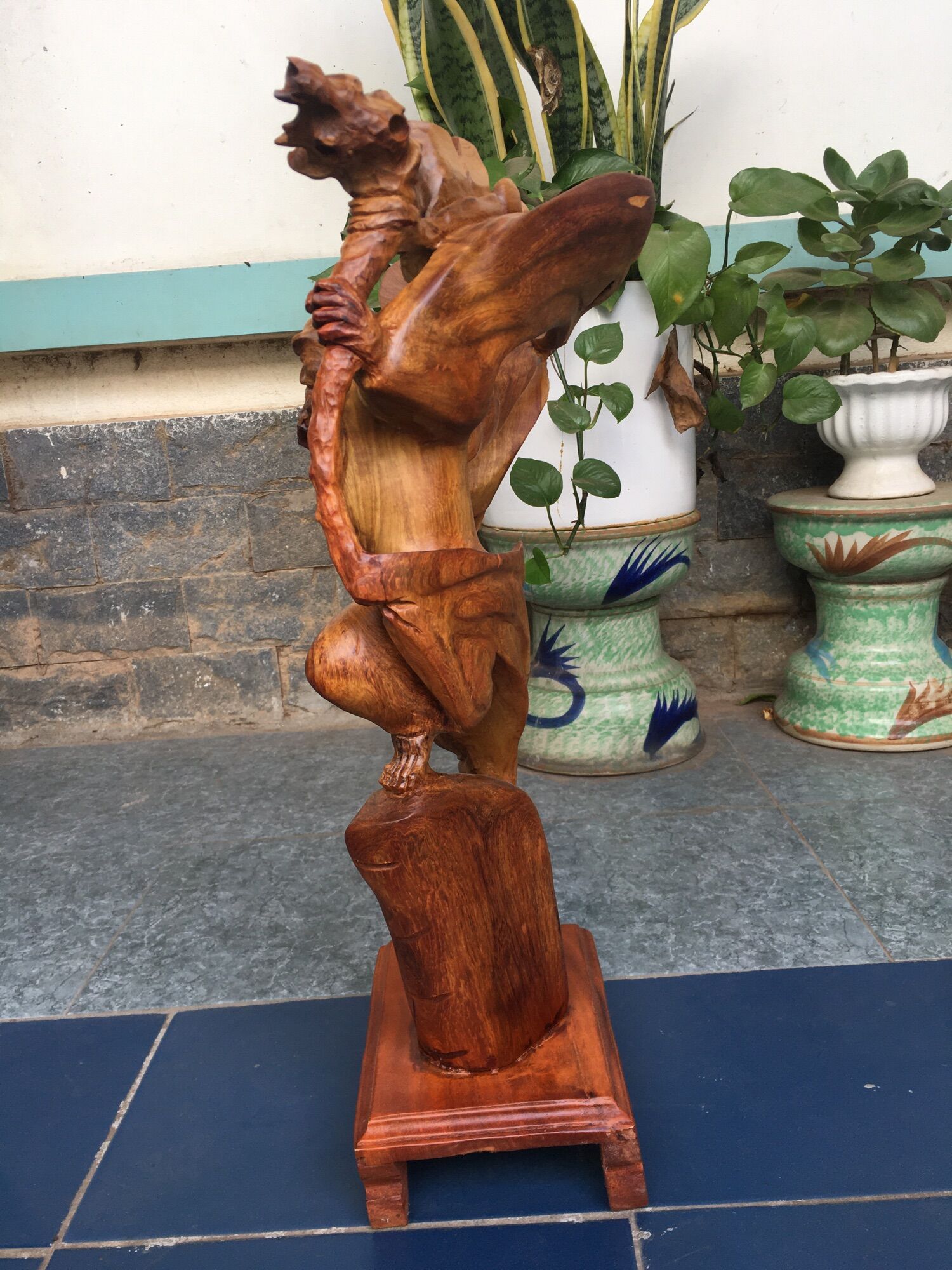 Tượng Gỗ Đạt Ma Bay hương ta