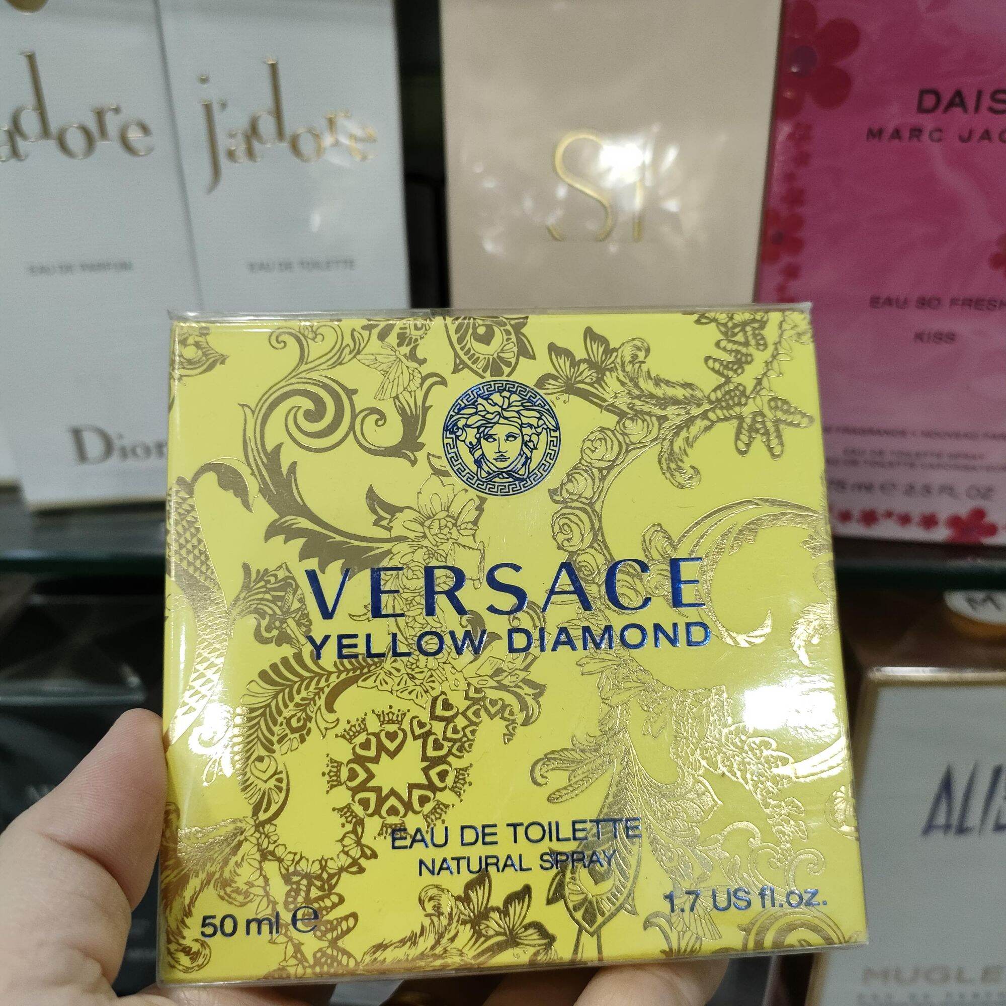 Nước hoa nữ Versace Yellow Diamond edt 50ml - Italy
