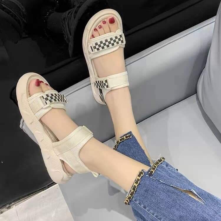 giày sandal nữ thời trang mẫu mới