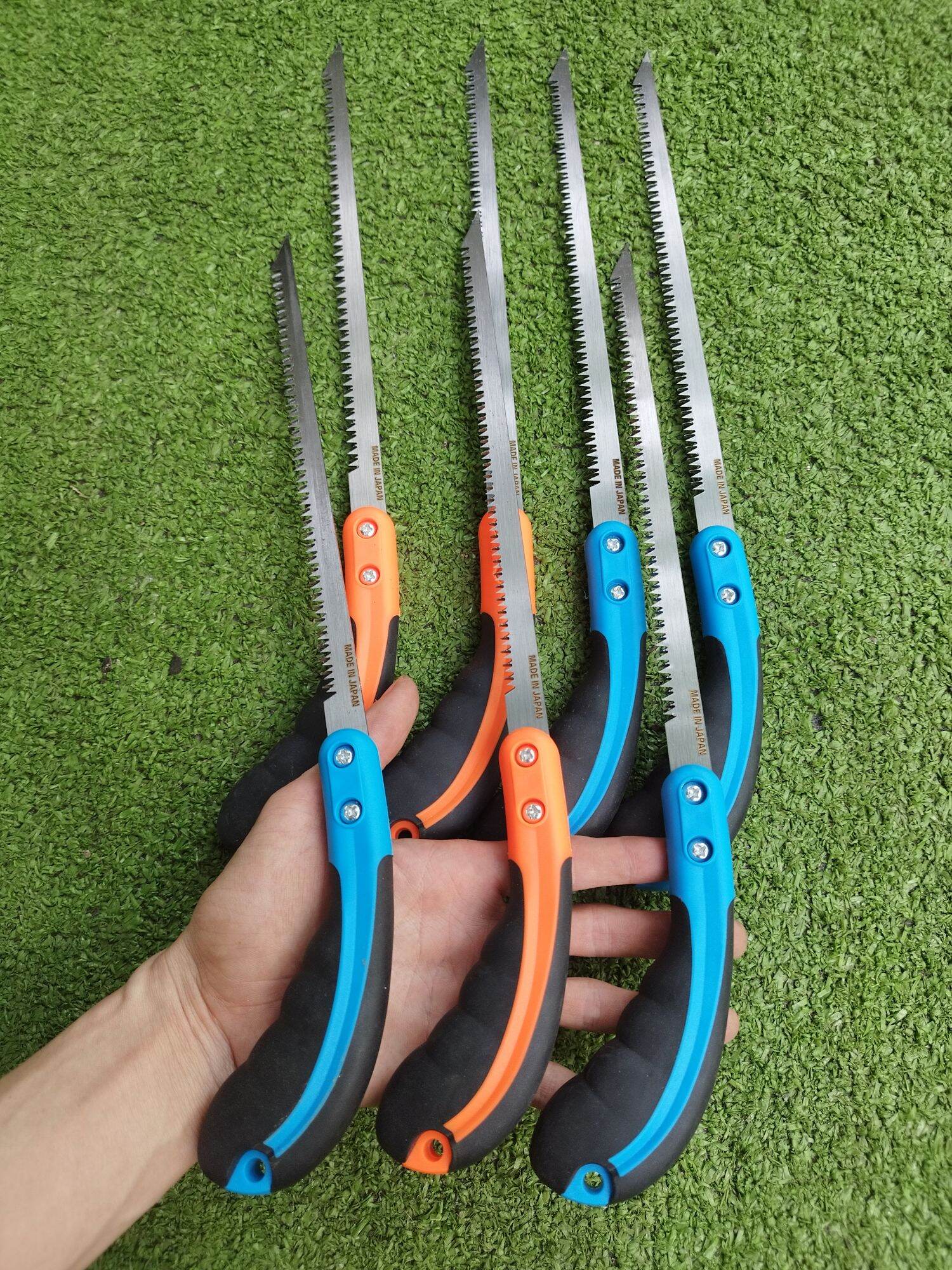 Cưa gỗ, trần thạch cao, cưa lá