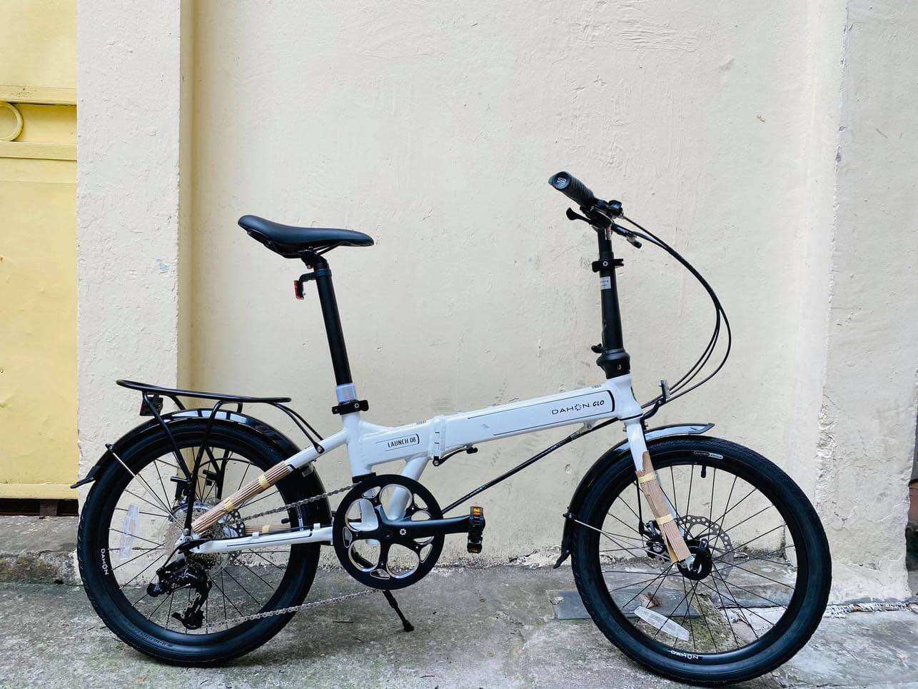 Xe đạp gấp Dahon Launch D8 KBA083 - BẢN KHÓA ÂM bánh 20