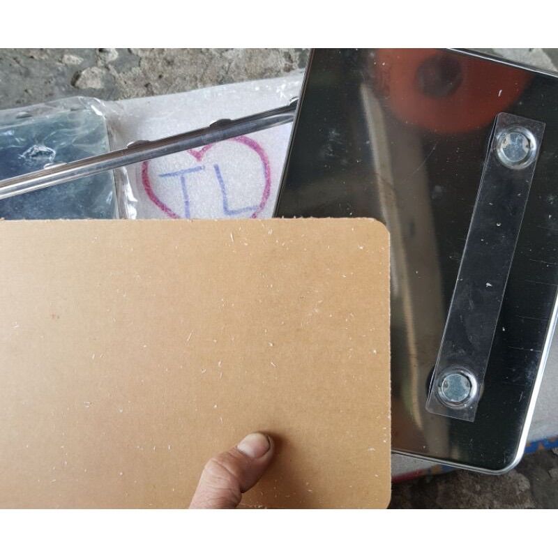 Khung biển số wave - Dr - WS titan - inox(chọn bộ 3 món) (loại tốt)