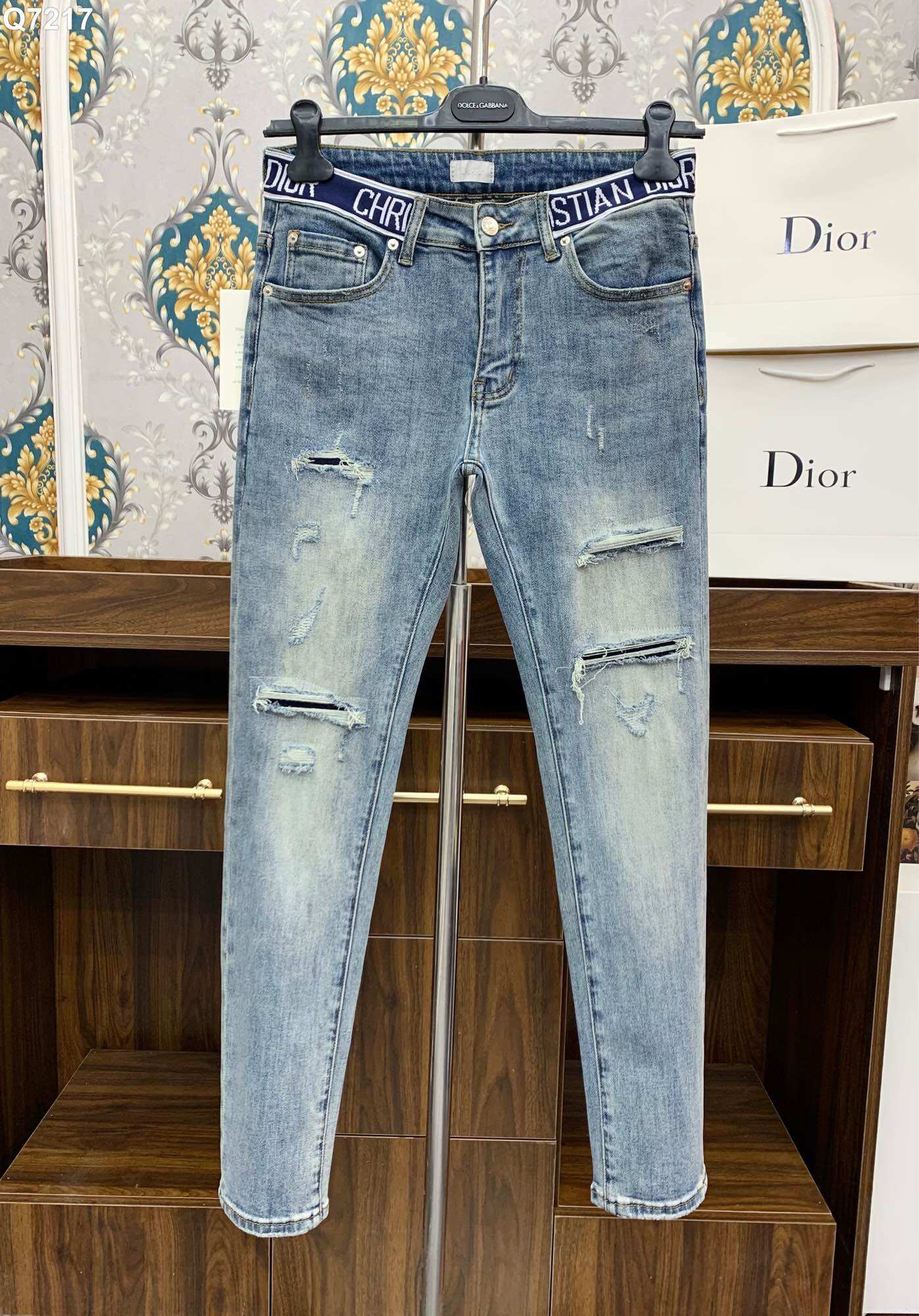 Quần bò nam 𝔻ior xanh cạp chữ sau cao cấp