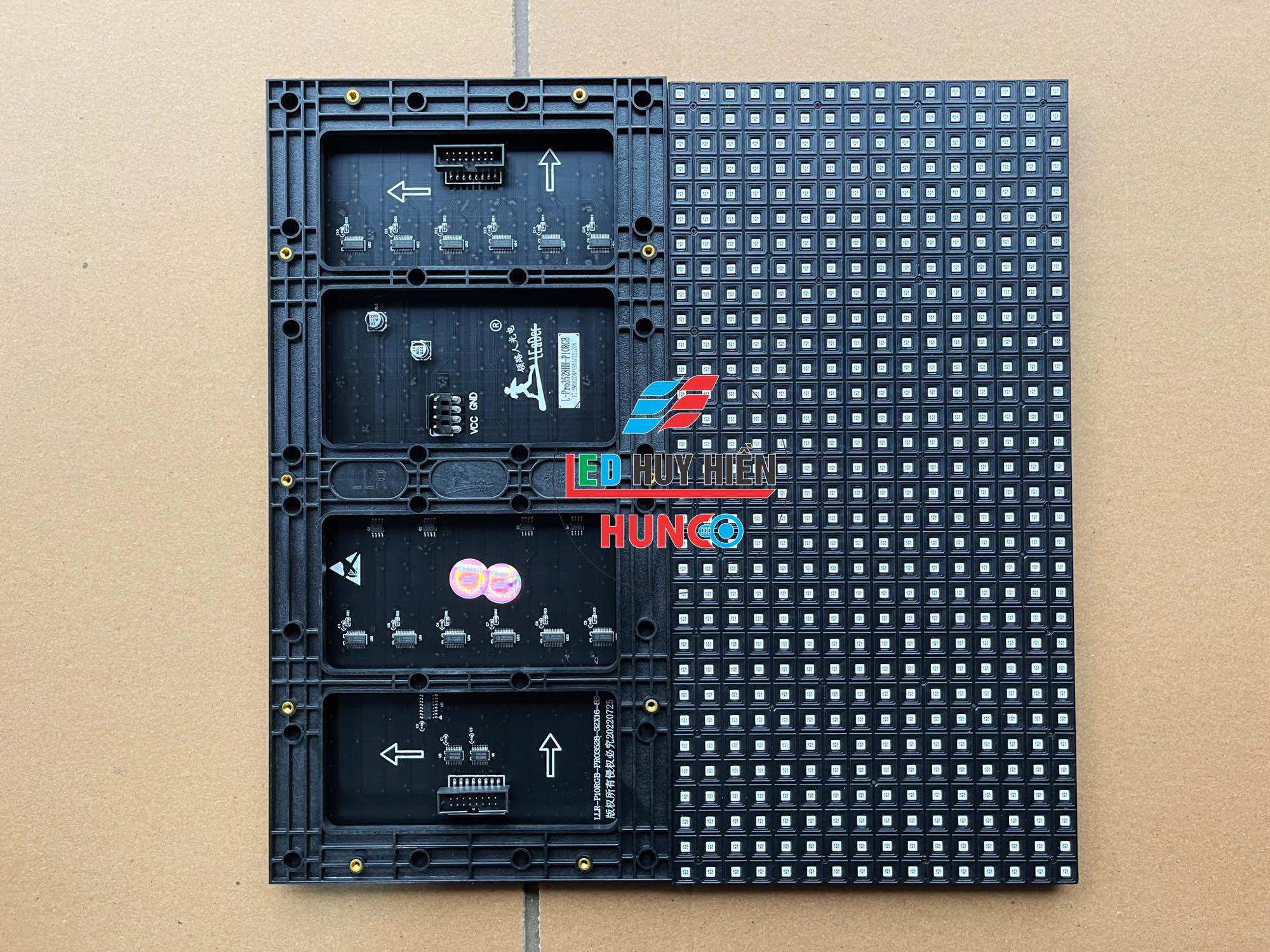 Module Led P10 Full màu trong nhà LLR (Led P10 full màu trong nhà LLR) Đủ phụ kiện