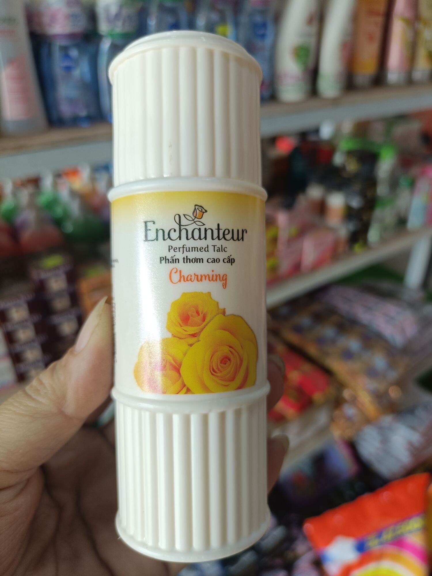 Phấn Thơm Enchanteur Charming 50g