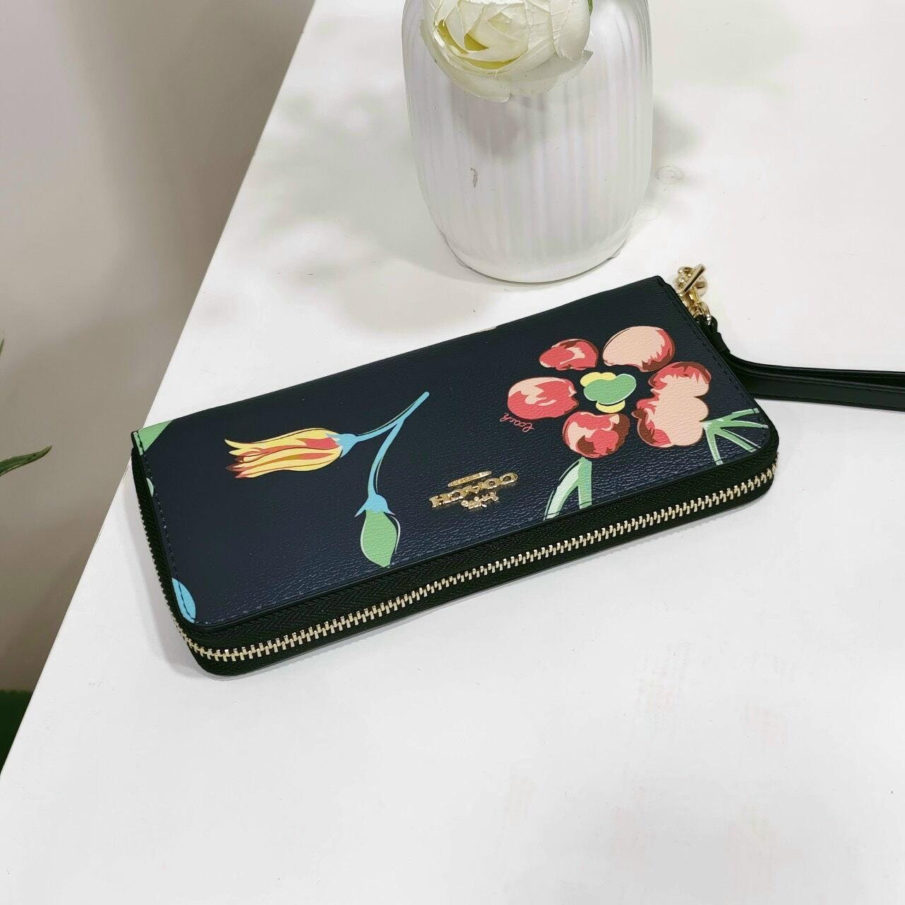 Ví C🅾️ACH Long Zip Around Wallet da thật chuẩn xịn xò