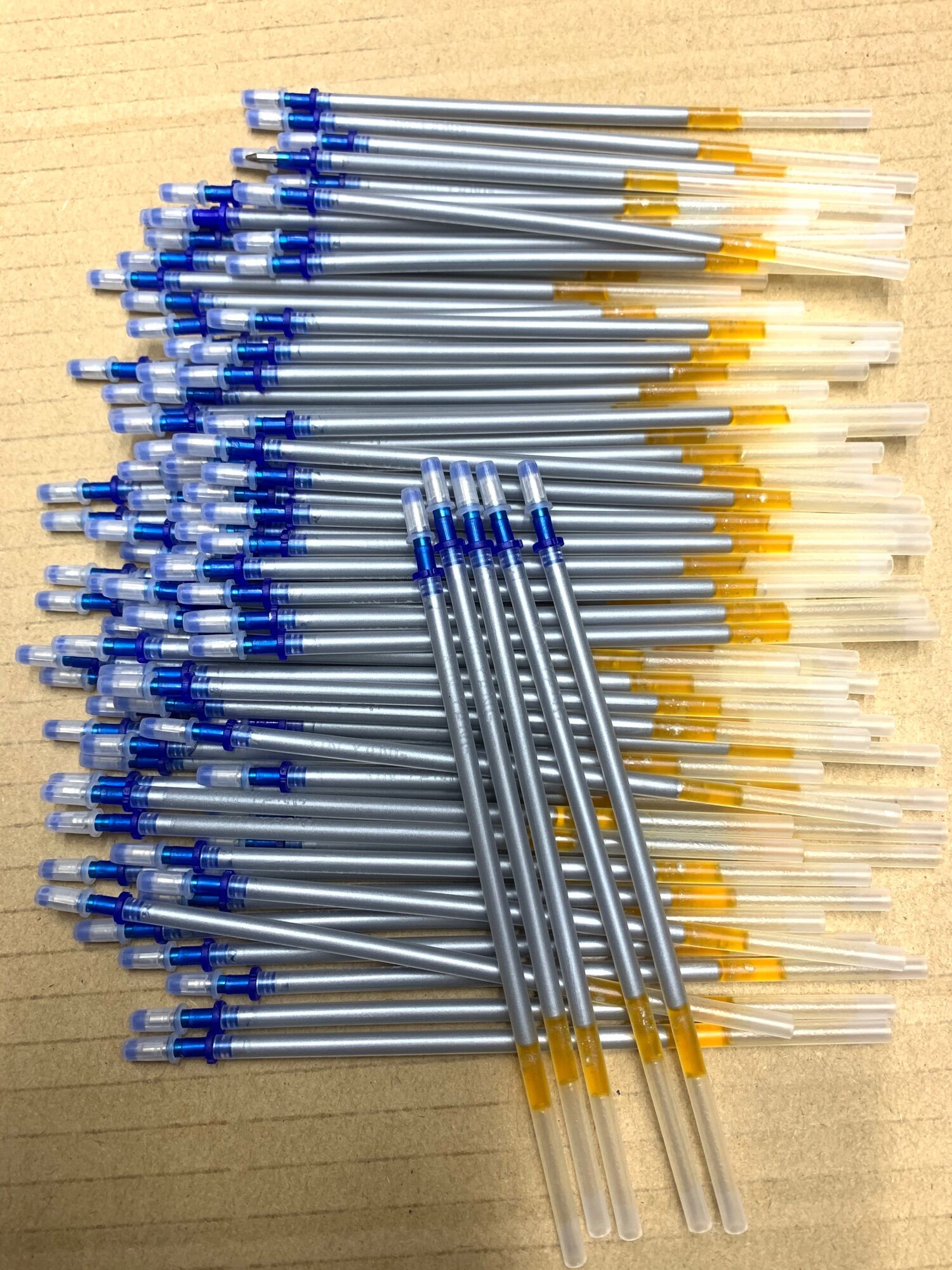 100 cái ruột bút nhũ bạc vẽ lên da, lấy dấu