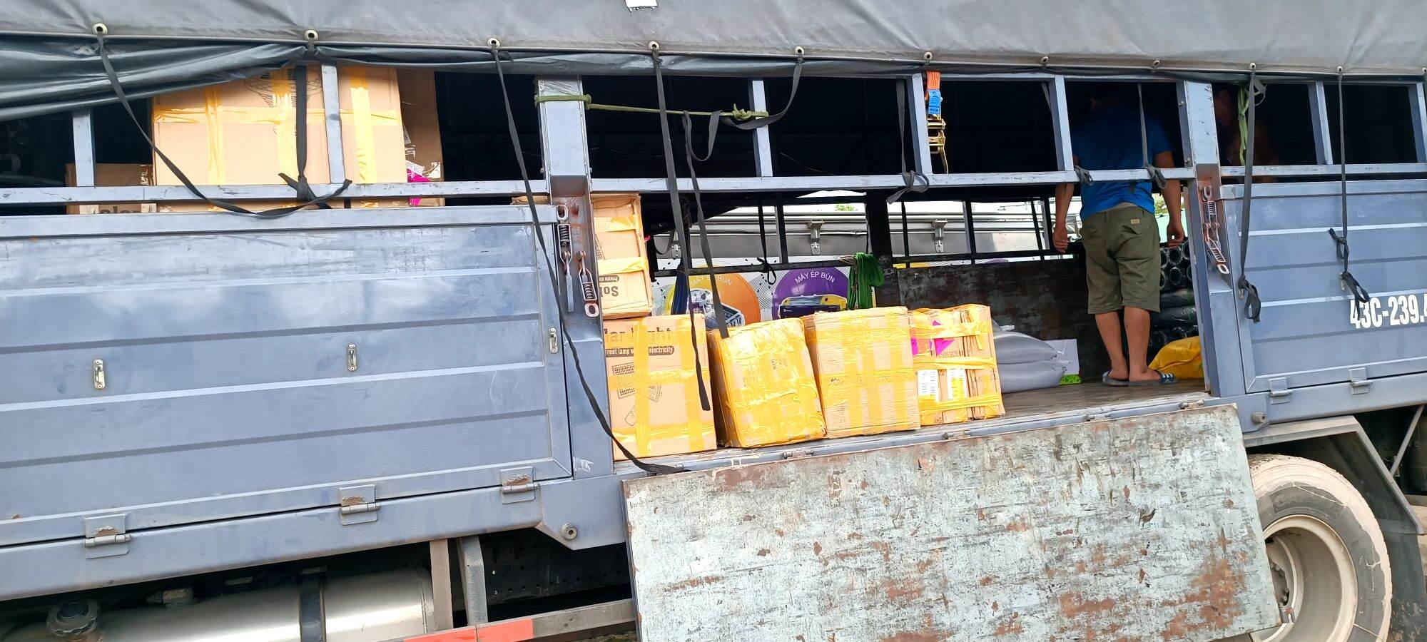 Đèn Năng Lượng Mặt Trời M220