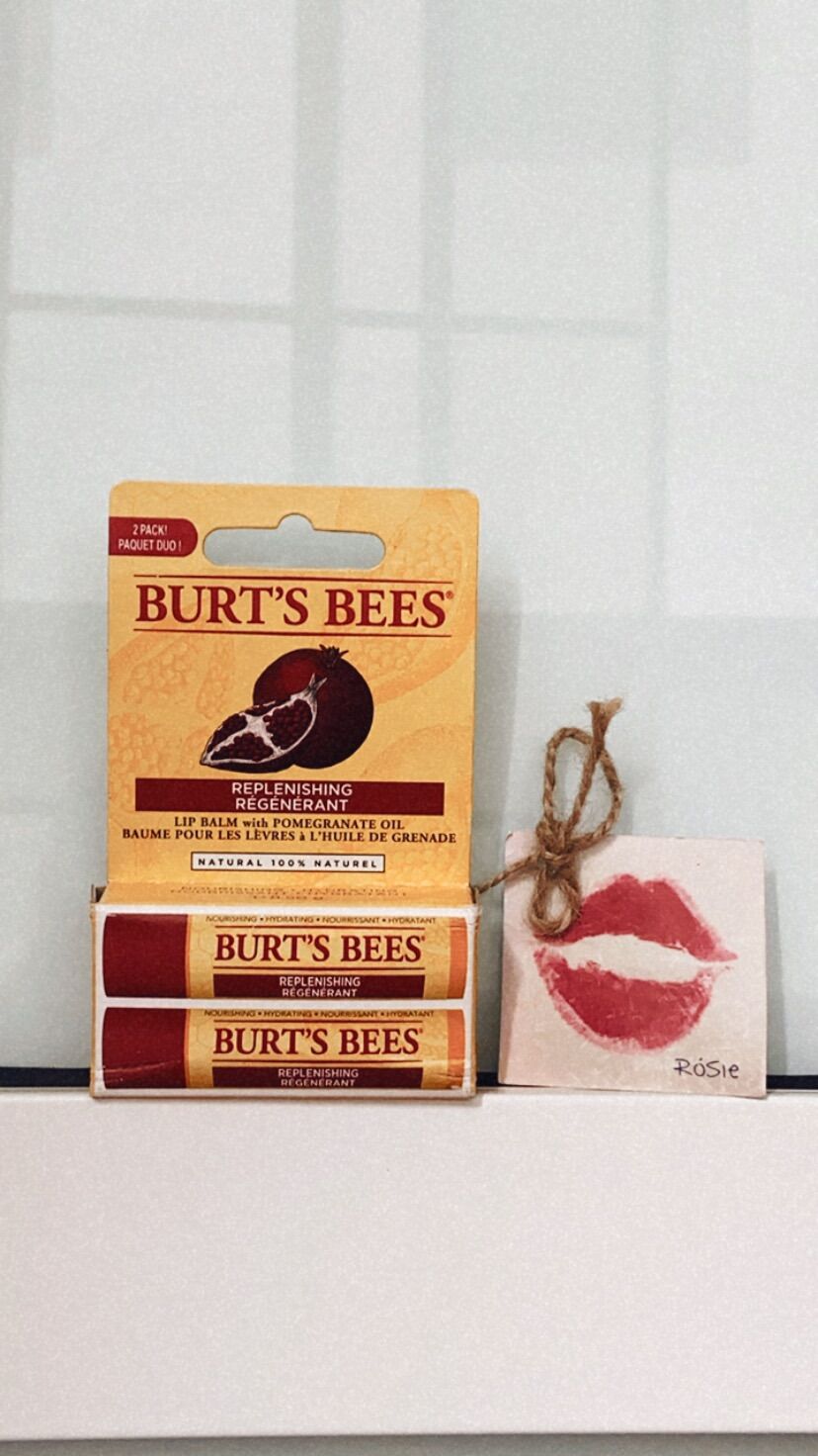 Son dưỡng môi sáp ong Burt's Bee