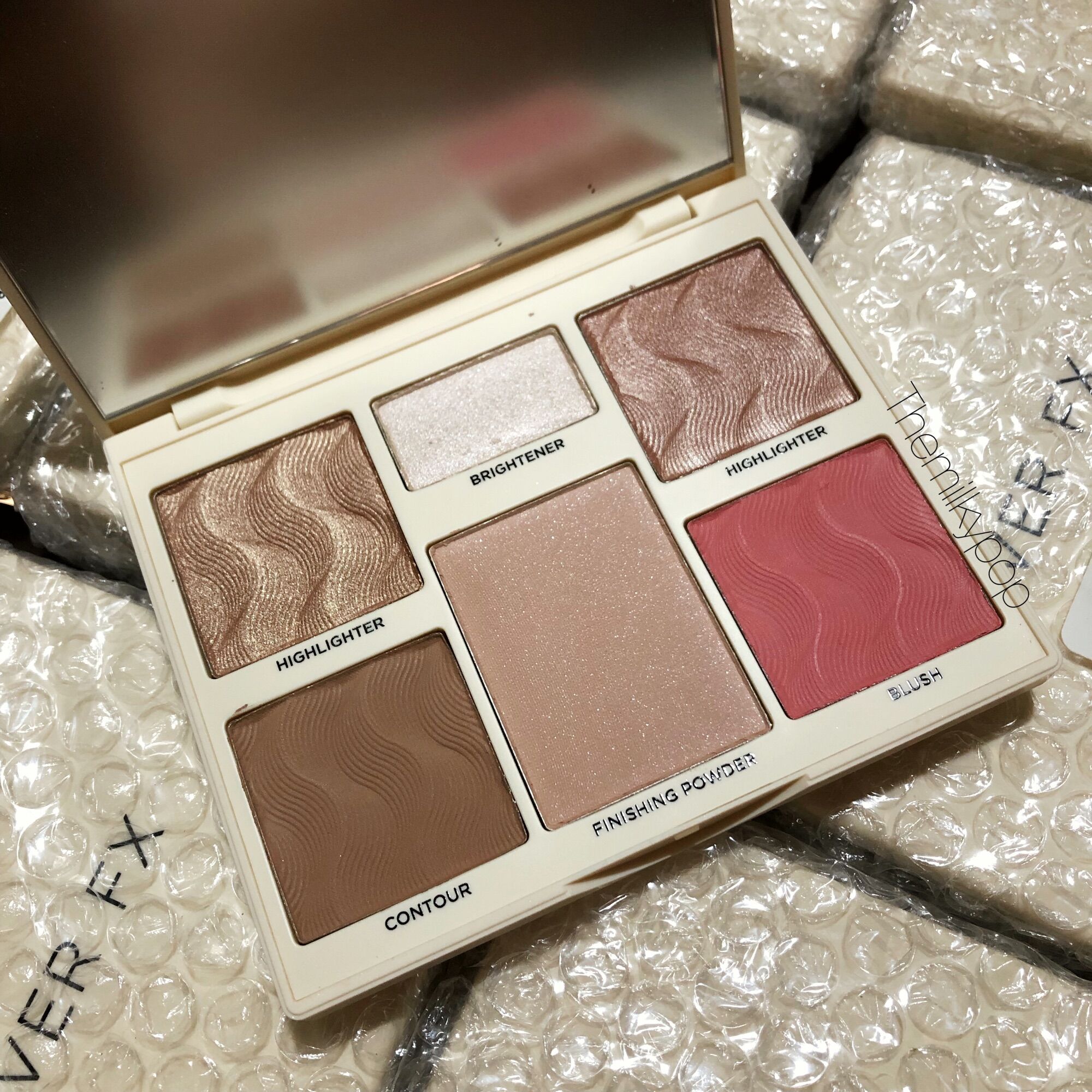 Bảng phấn trang điểm Cover Fx Perfector Face Setting Palette
