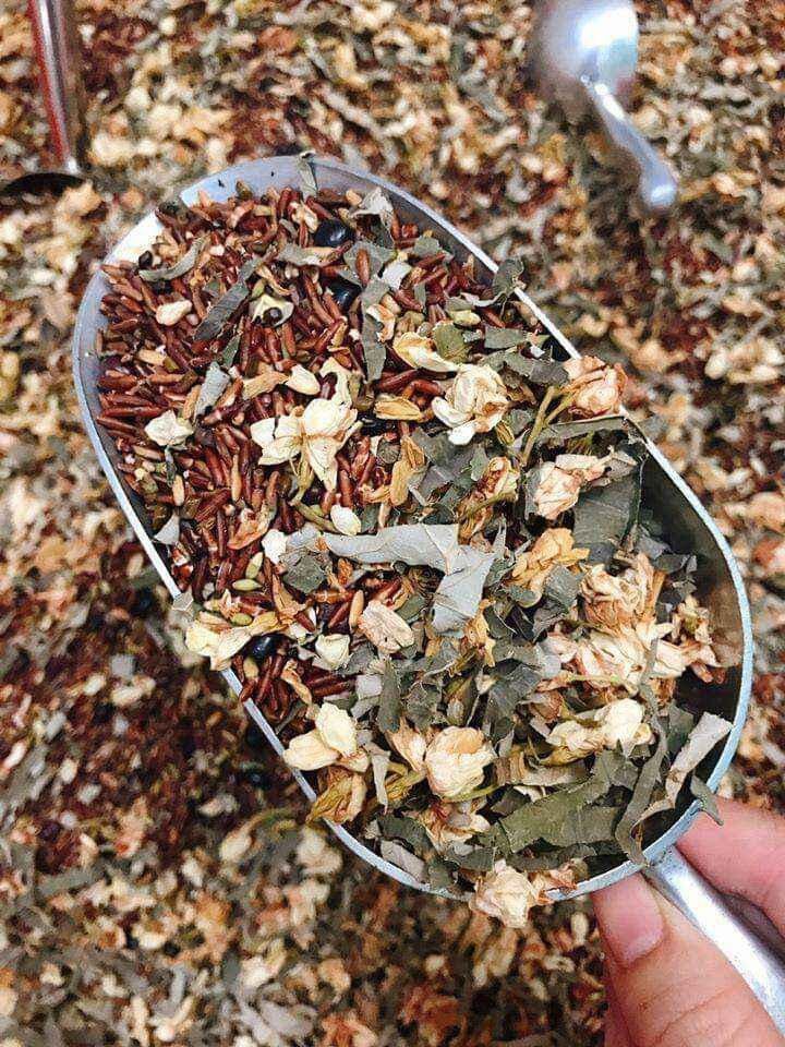 TRÀ GẠO LỨT XẠ ĐEN 500g