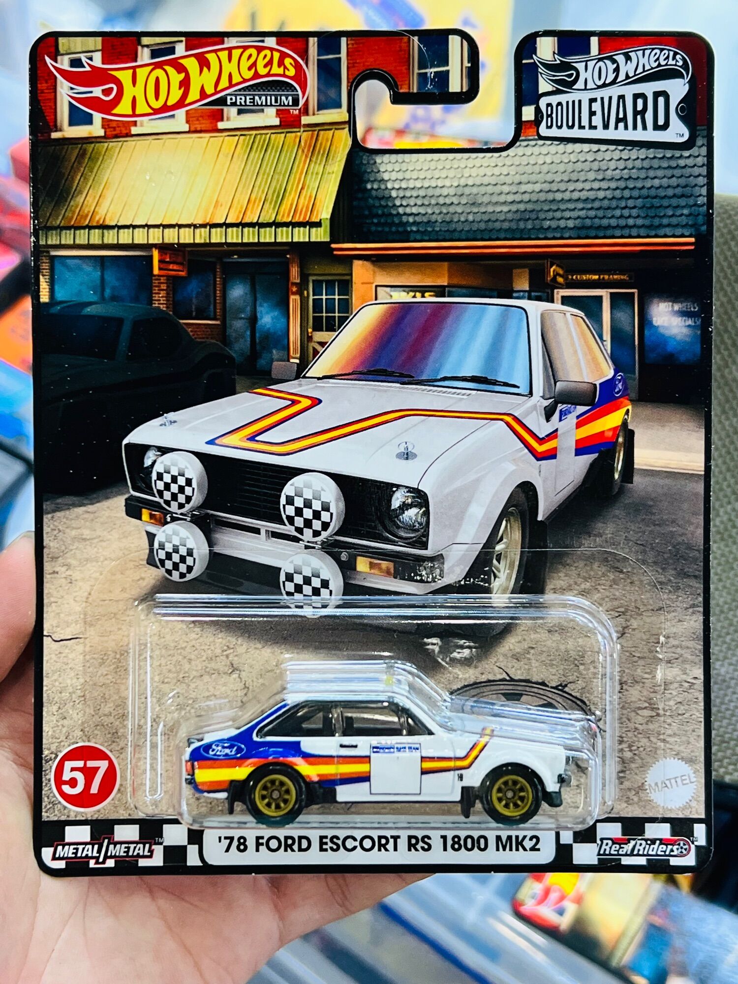 Hobby Store xe mô hình Hot Wheels Premium Boulevard Ford Escort RS