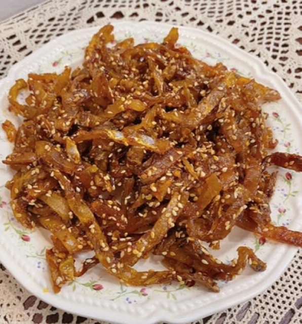 Khô Cá Bò Sợi Rim Mắm Mè [HCM]