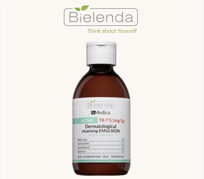 Sữa rửa mặt Bielenda Dr Medica Anti Ance Dermatological Cleansing Emulsion 250ml