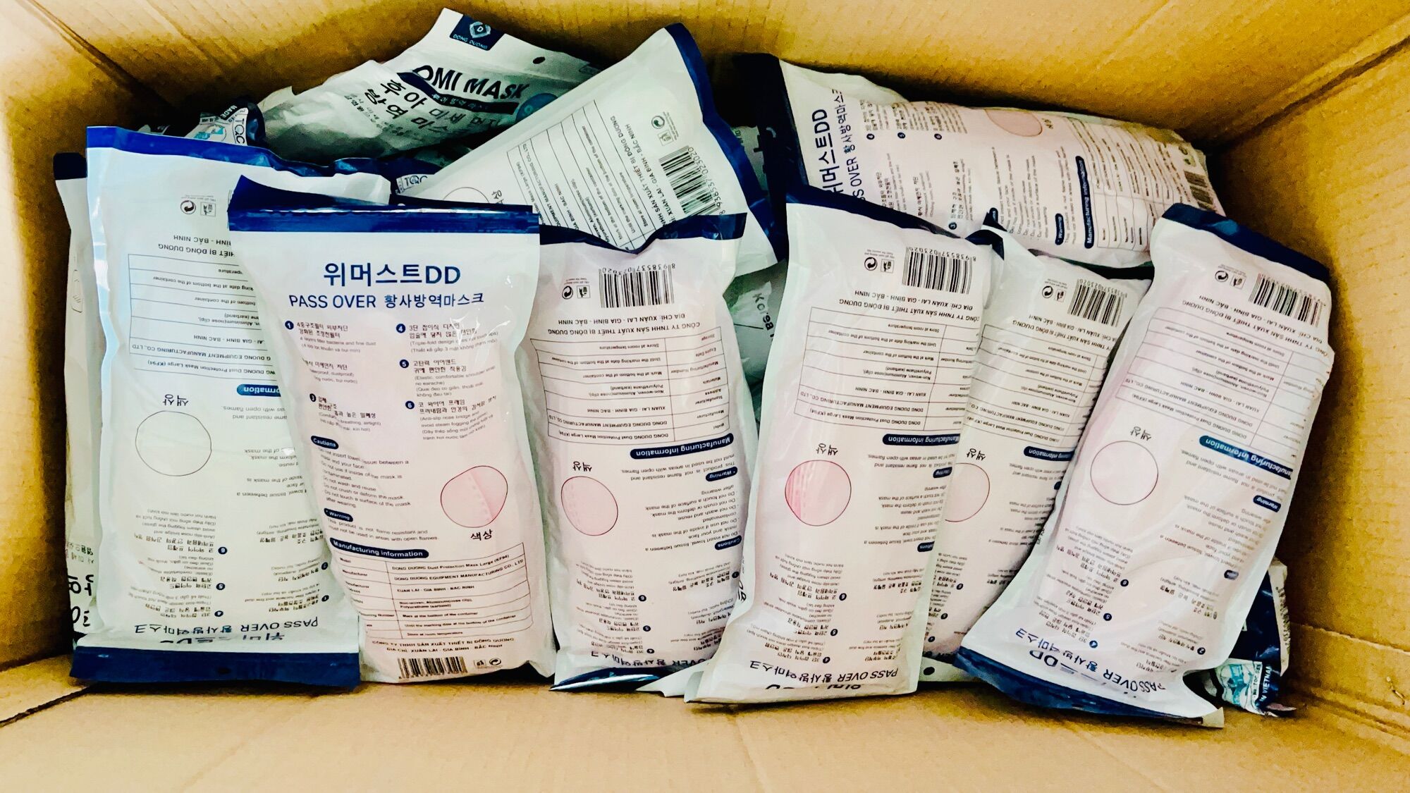 Combo 9 chiếc khẩu trang 4 lớp kf94 hàng vnxk