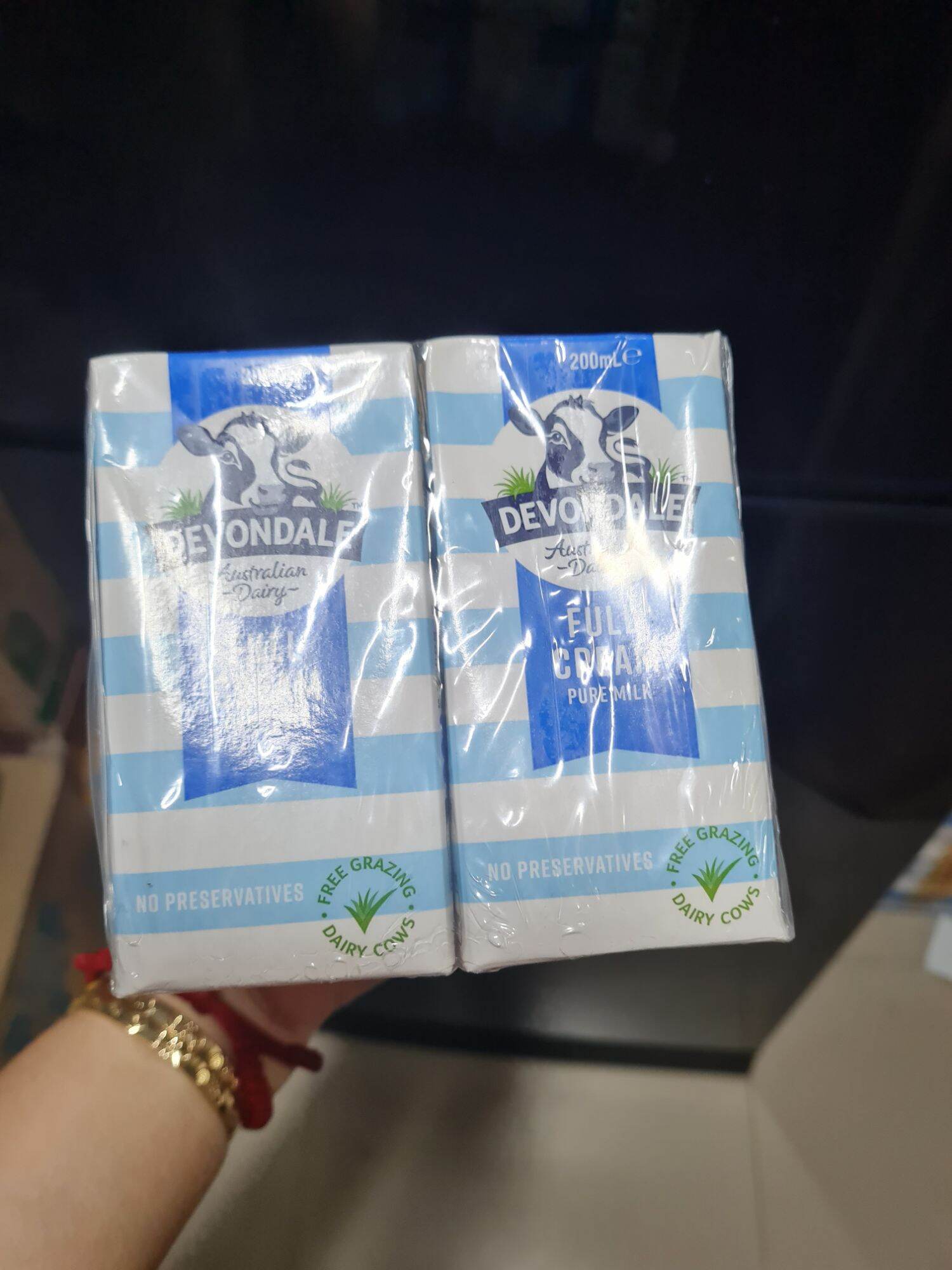 Lốc 6 hộp sữa tươi full cream Devondale nhập Úc