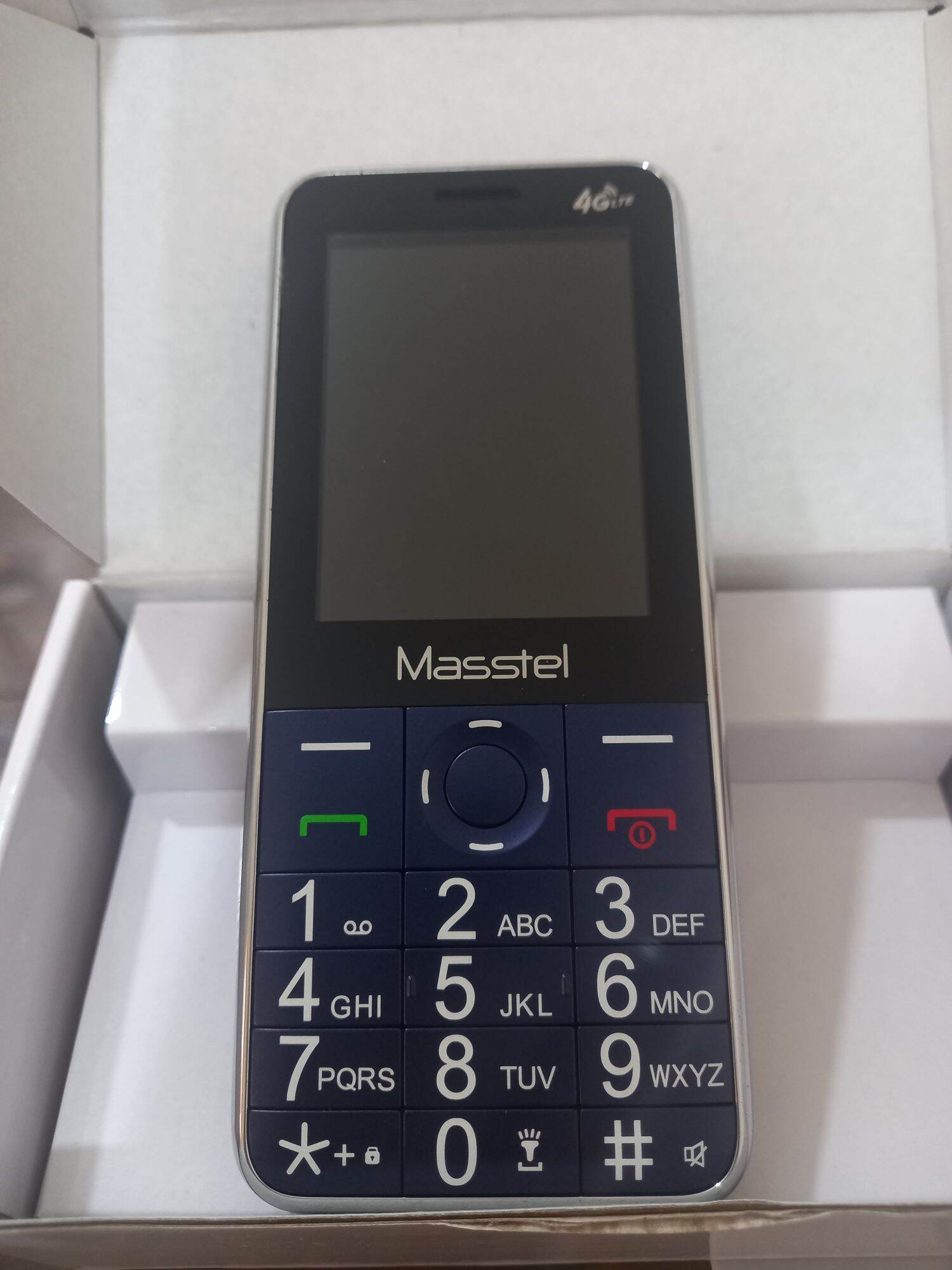 [4G] Masstel jzi 50 (2sim) chínhhãng/sóng mạnh/fullbox