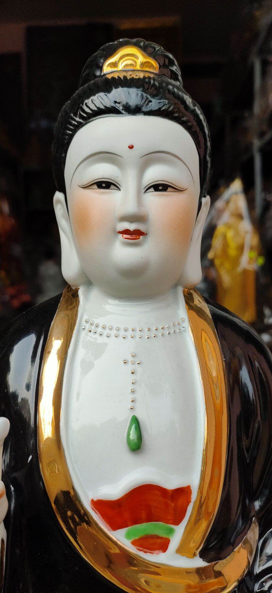 Tượng diêu trì địa mẫu cao 46 cm.