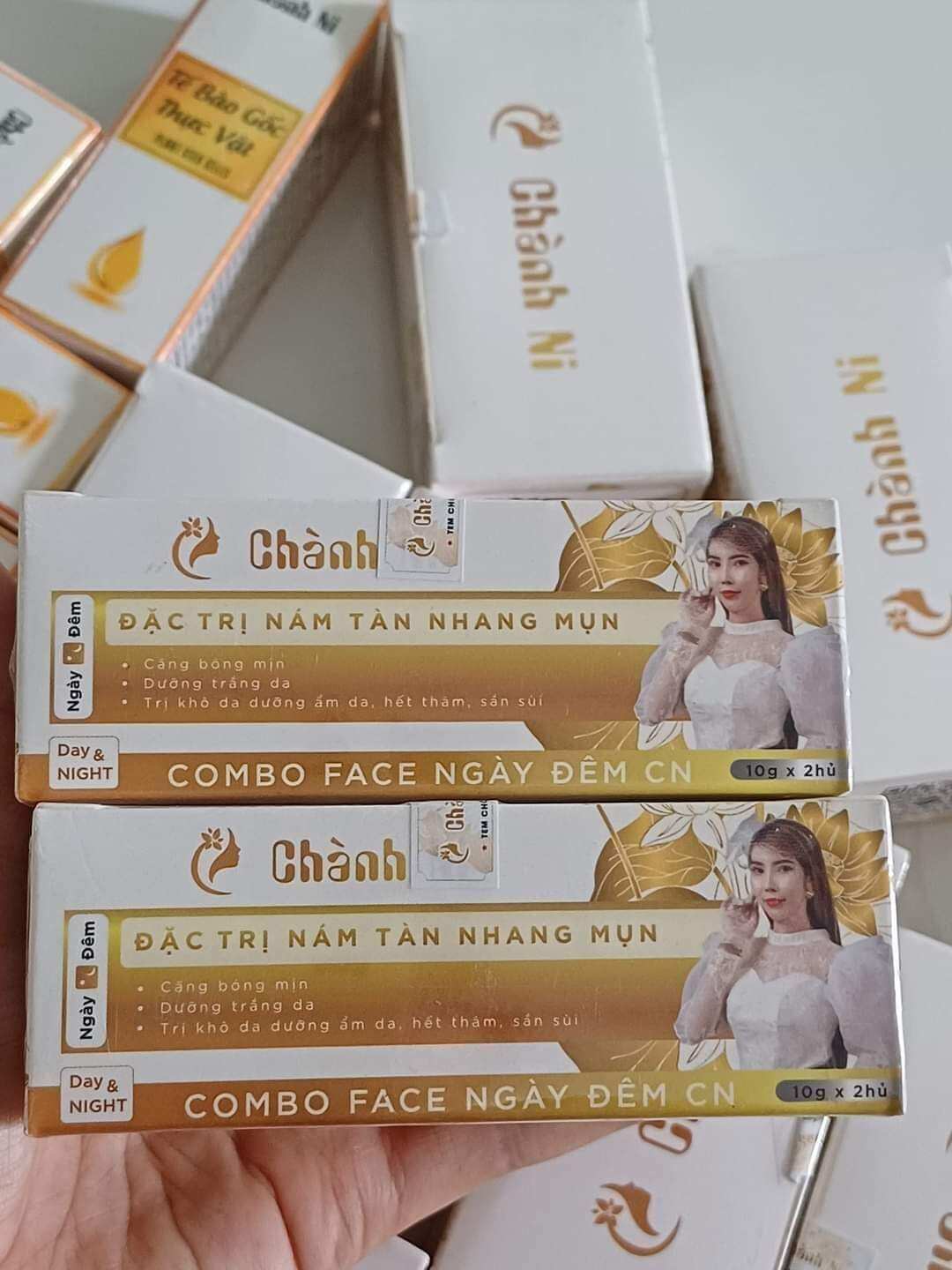 Kem face Chành Ni