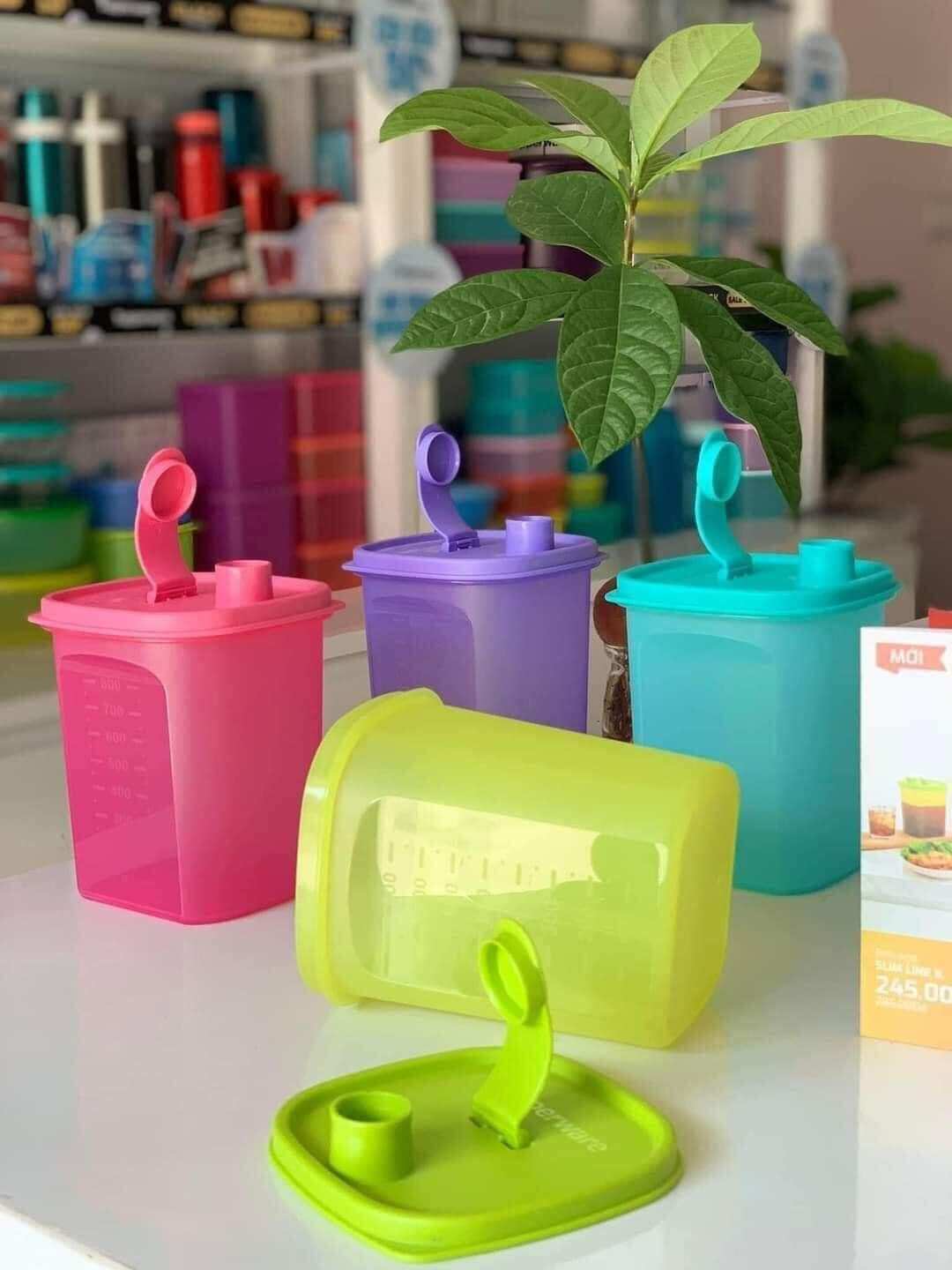 Bình nước Tupperware Slim Line Pitcher 1L - Hàng chính hãng - Bảo hành trọn đời - Nhựa nguyên sinh, an toàn cho sức khỏe