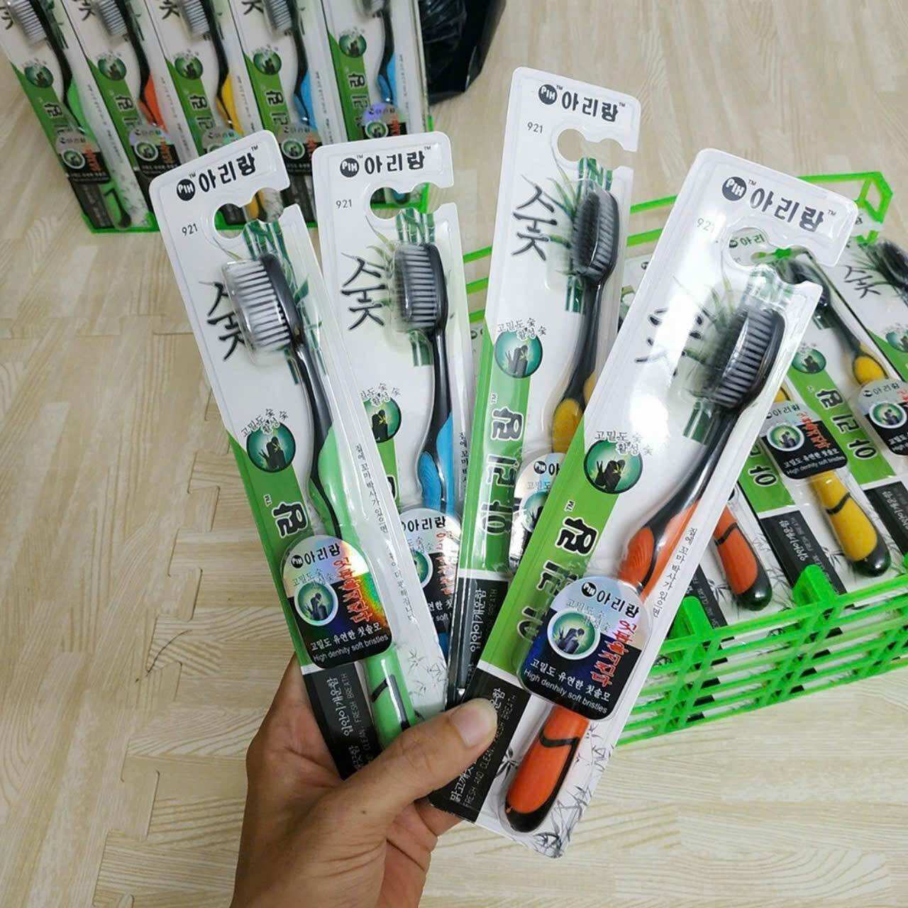 Bàn chải than tre hàn quốc