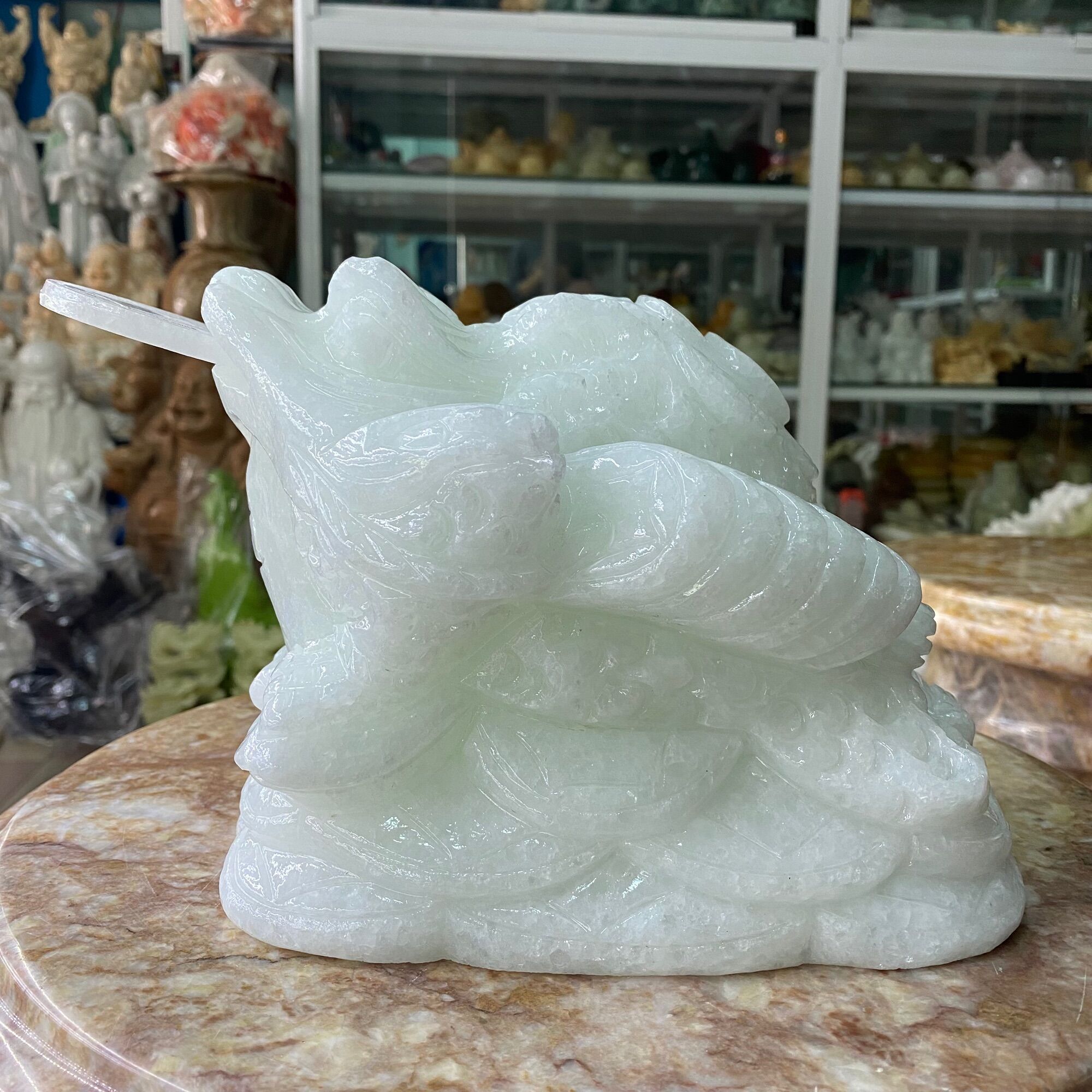 Cụ thiềm thừ, cóc ngậm tiền, cóc 3 chân phong thuỷ tài lộc đá cẩm thạch trắng - ngang 23cm