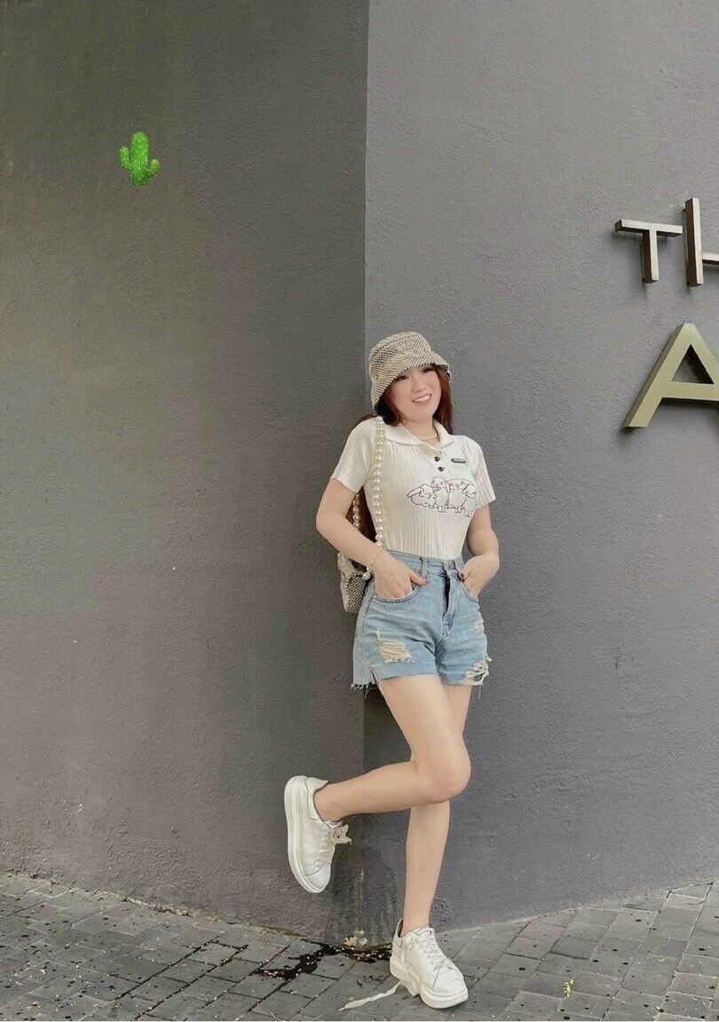 Áo croptop cổ bẻ in 4 em chó xinh PC