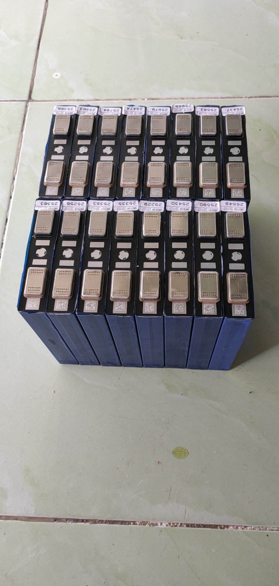 Pin 3.2v30ah sắt photphats lifepo4 mới 100%