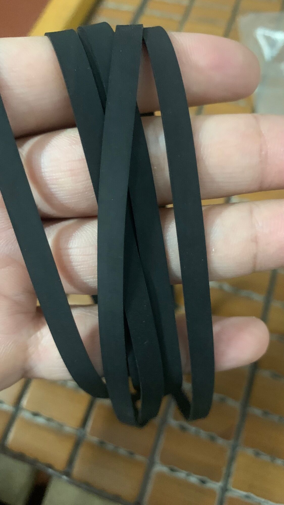 Dây curoa 185x6mm