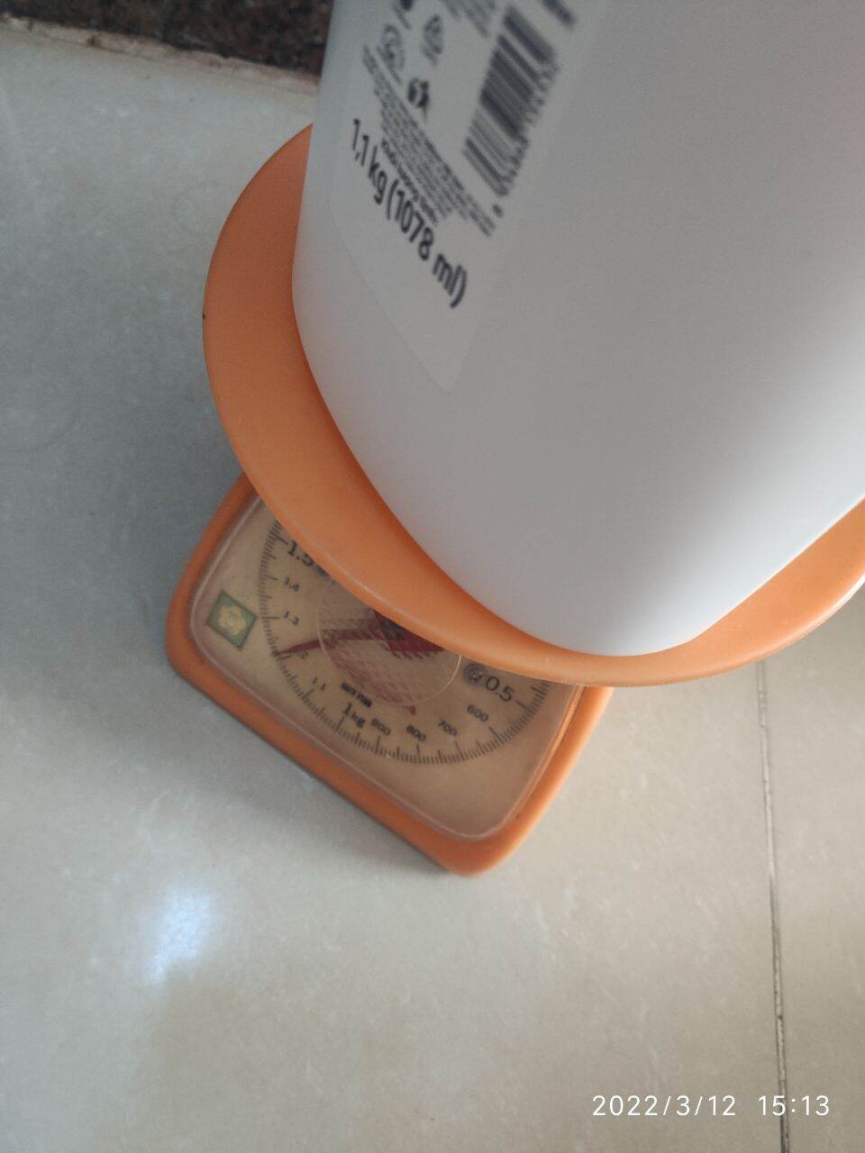 Sữa tắm lifebuoy 1,1kg ( có sẵn 2 màu )
