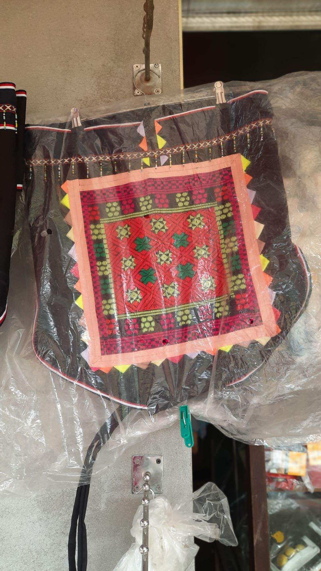 địu dân tộc , địu vải