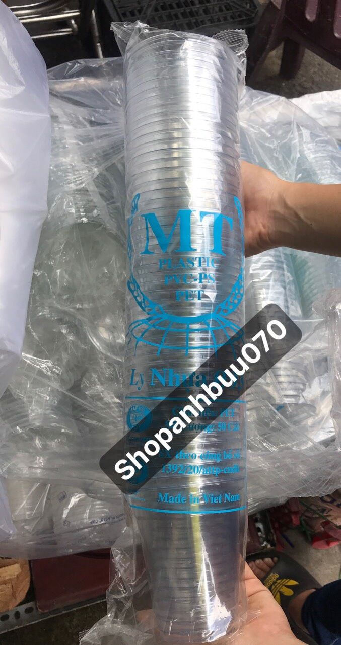 50 ly pet 2 kích cỡ , ly dày trong đẹp