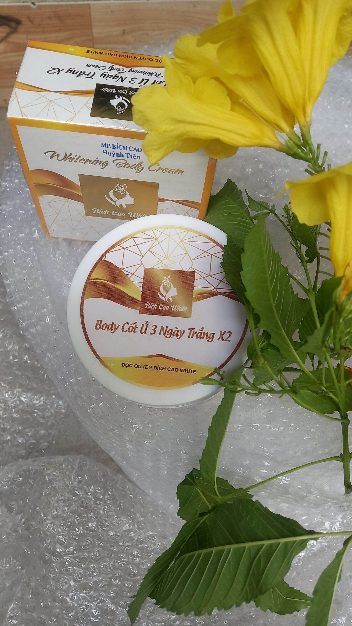 kem body cốt ủ bích cao white
