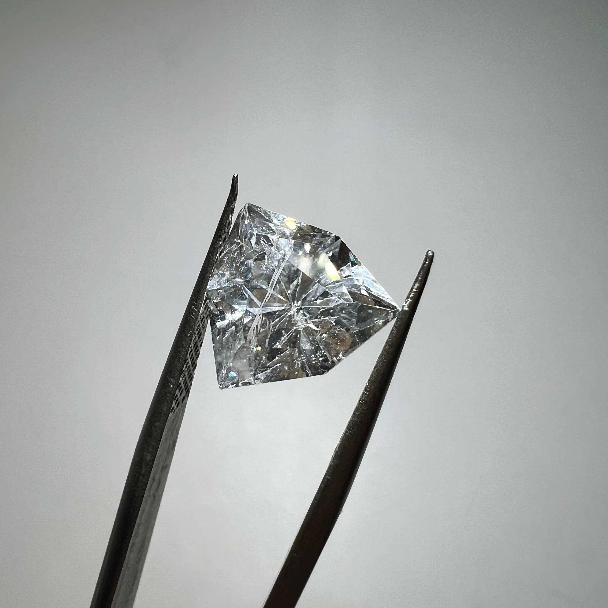 5280-ĐÁ TOPAZ TRẮNG ( THIÊN NHIÊN ) KHÔNG XỬ LÝ ( CÓ MÂY VÀ TẠP CHẤT)