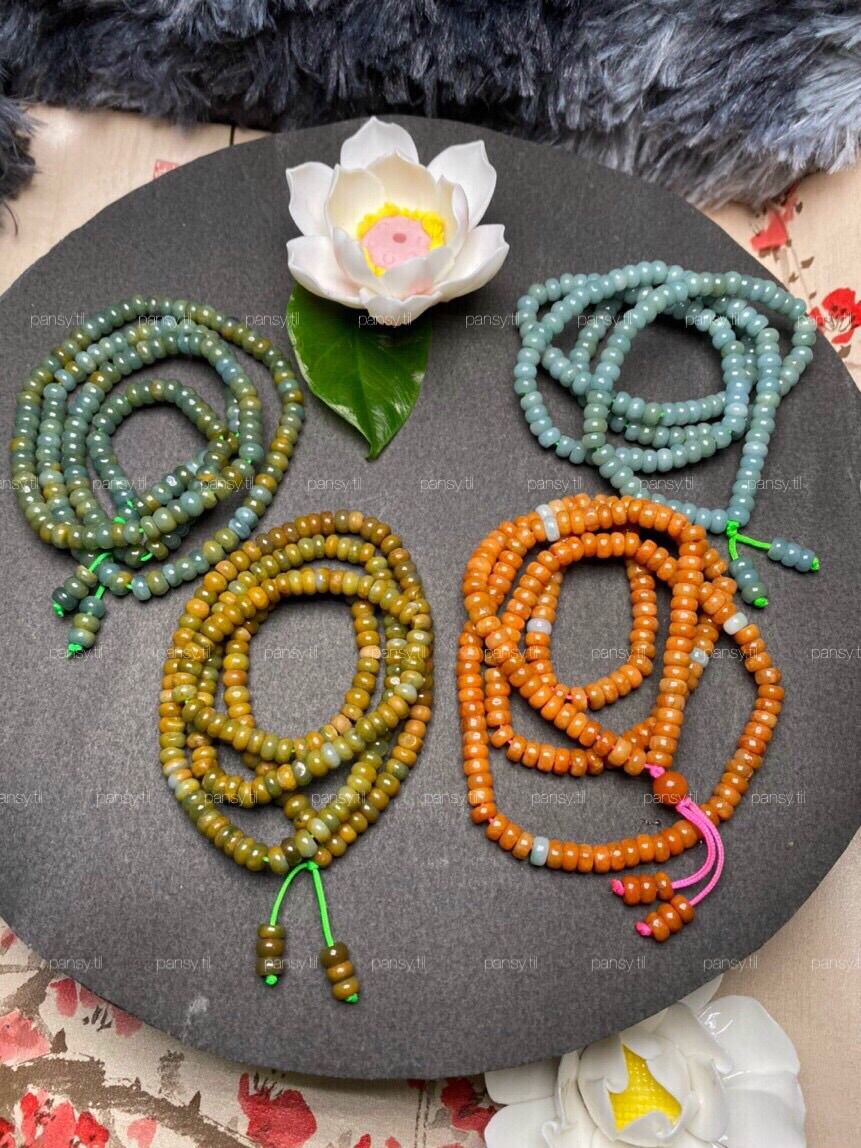 Chuỗi cẩm thạch lam ngọc bánh xe.