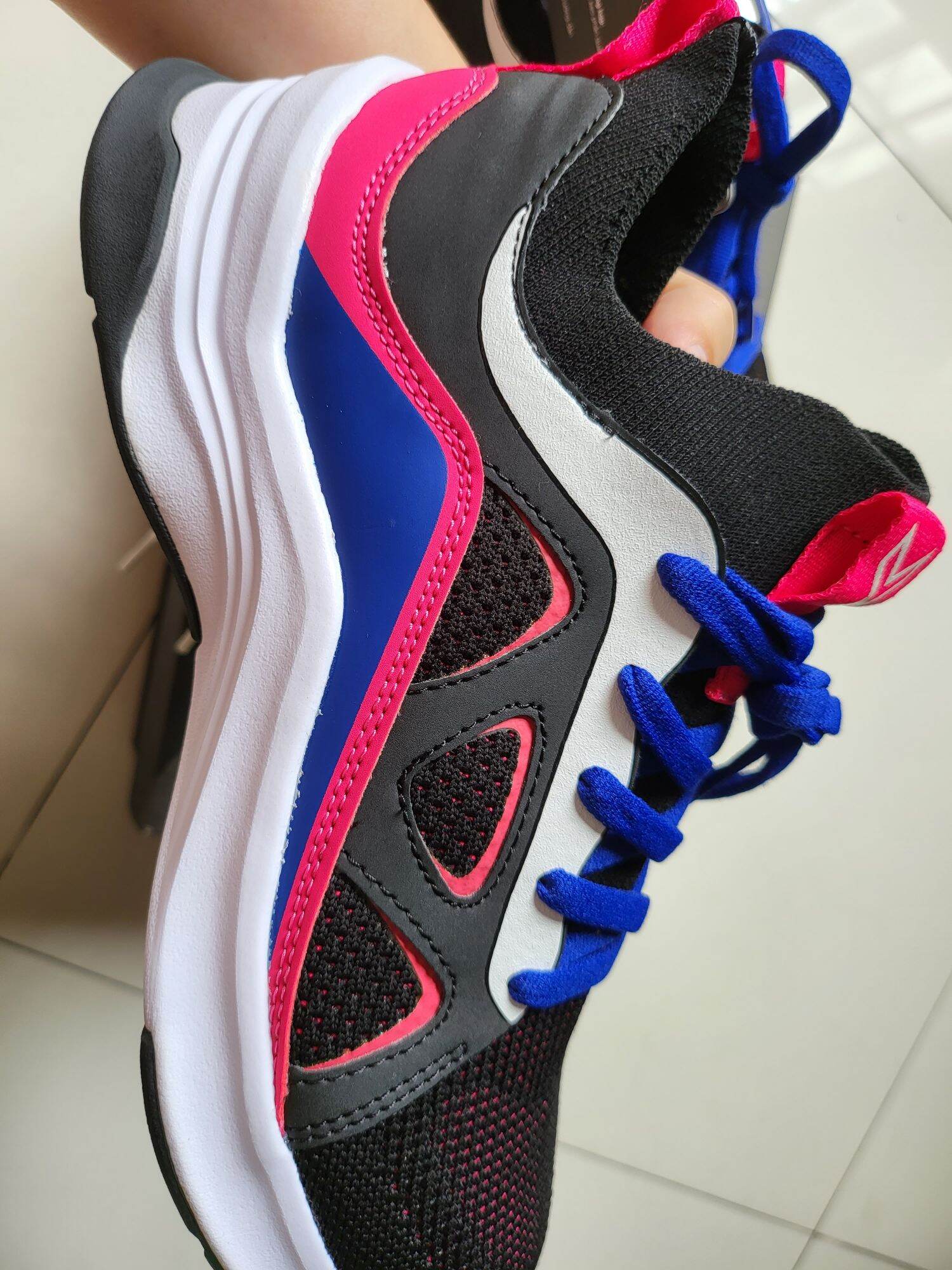 GIÀY SNEAKER NỮ  SIZE 38