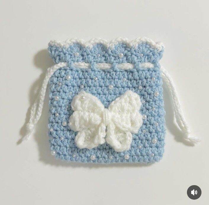 Handmade Drawstring Bag Made of Wool in the Shape of Flowers [Handmade Mushroom]