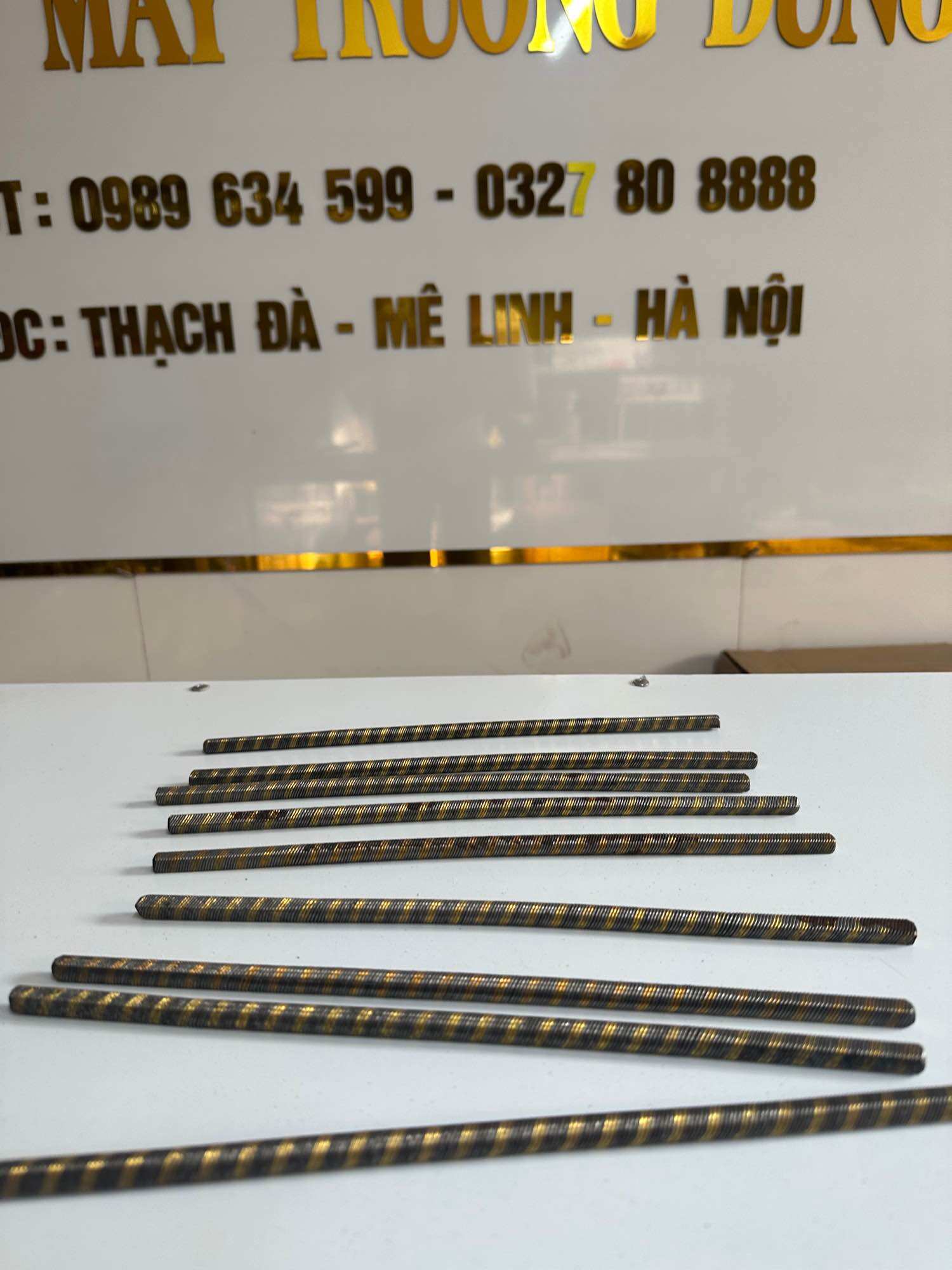 Ty ( Láp ) Sợi Cáp Máy đầm thước 2 Đầu Vuông 6,8mm phi 8mm dài 27cm