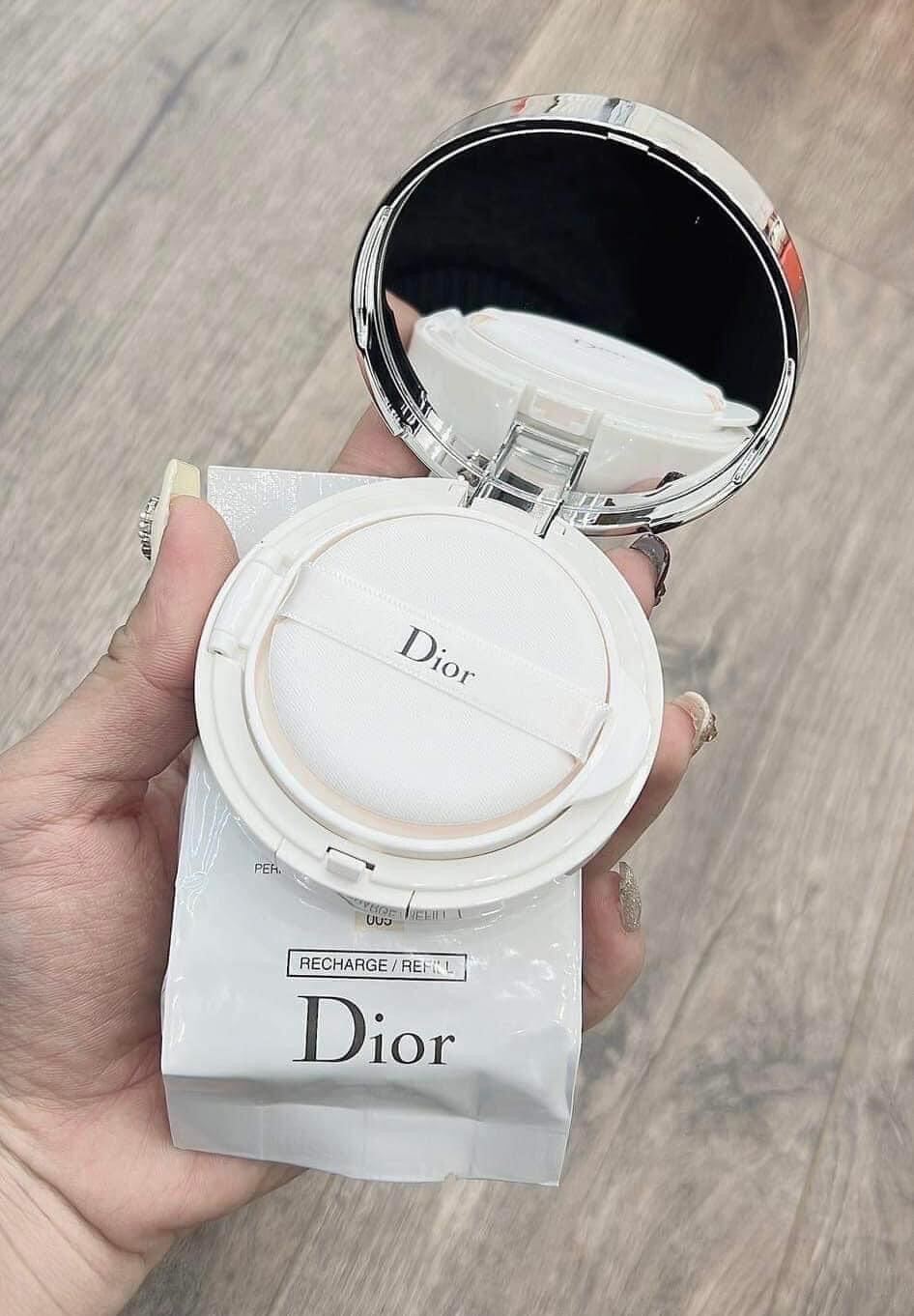 Phấn nước Dior Capture - Dream skin moist & Perfect Cushion SPF 50 - PA +++