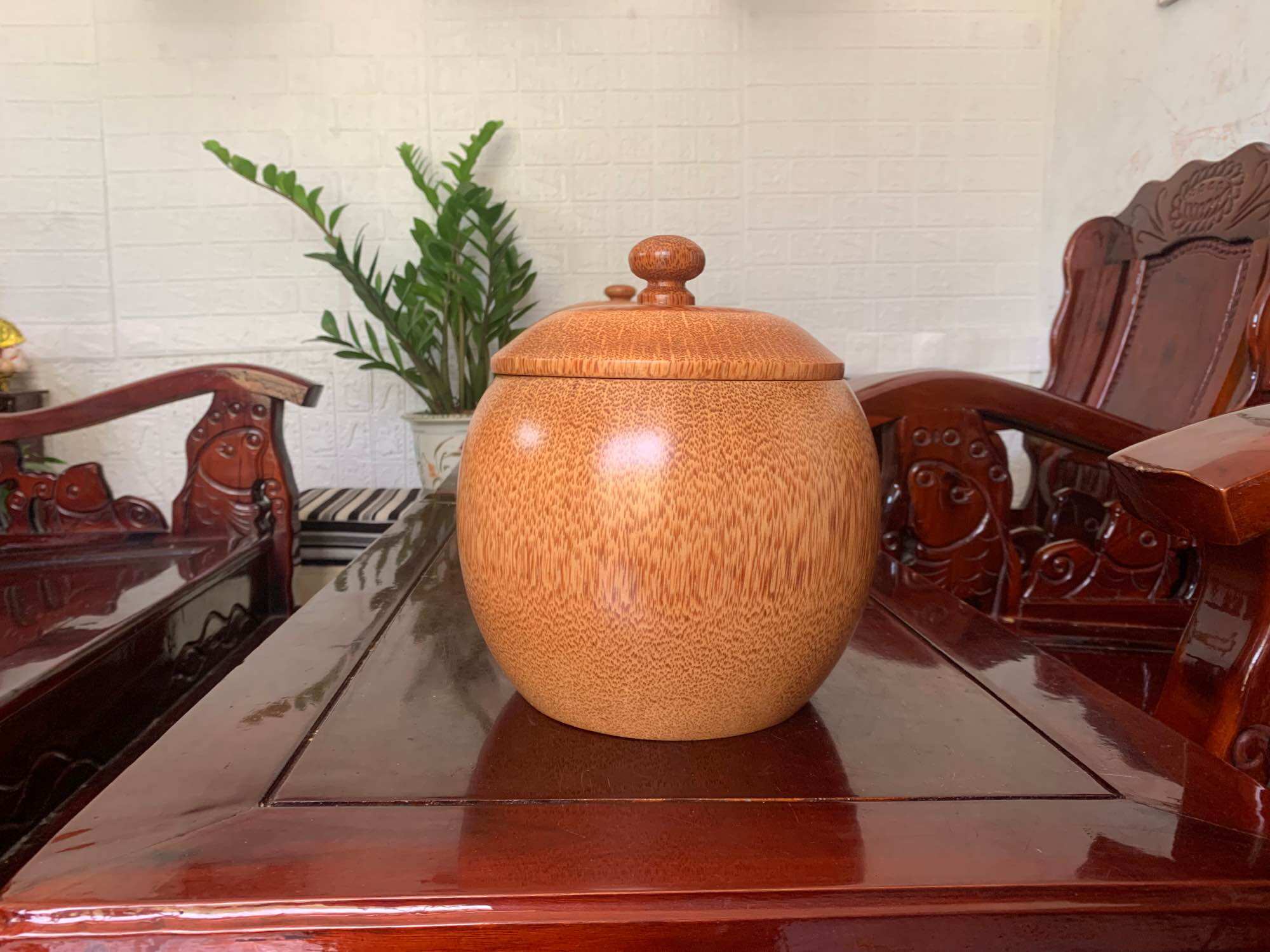 Giỏ bình ủ trà làm từ gỗ dừa