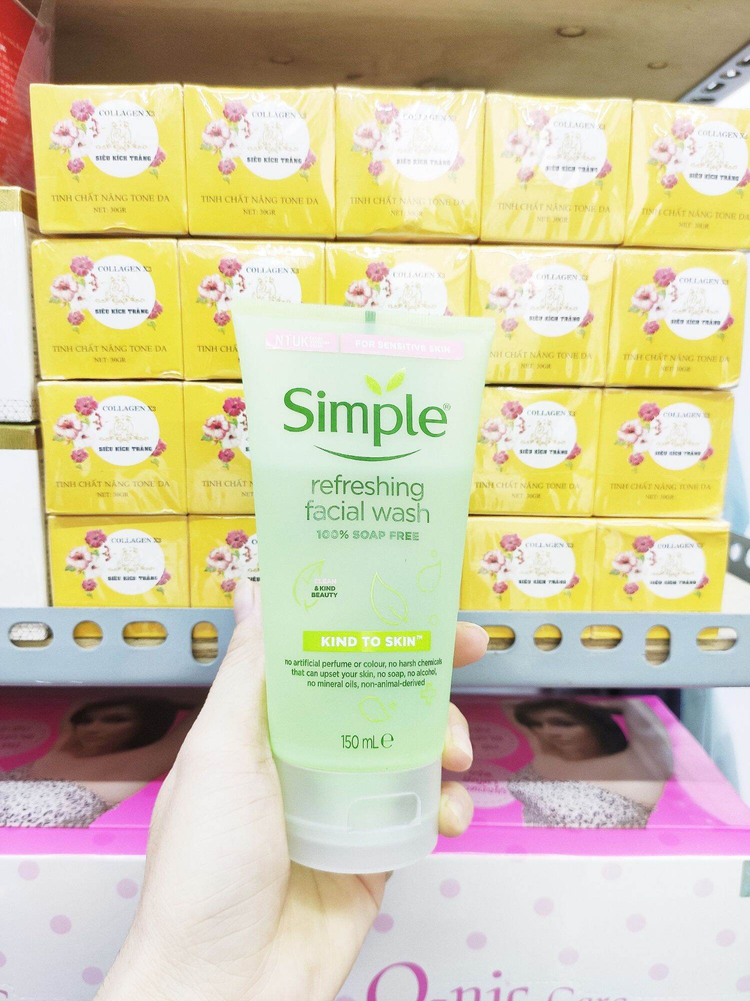 Sửa Rửa Mặt Simple Sáng Da 150Ml [ Chính Hãng ]