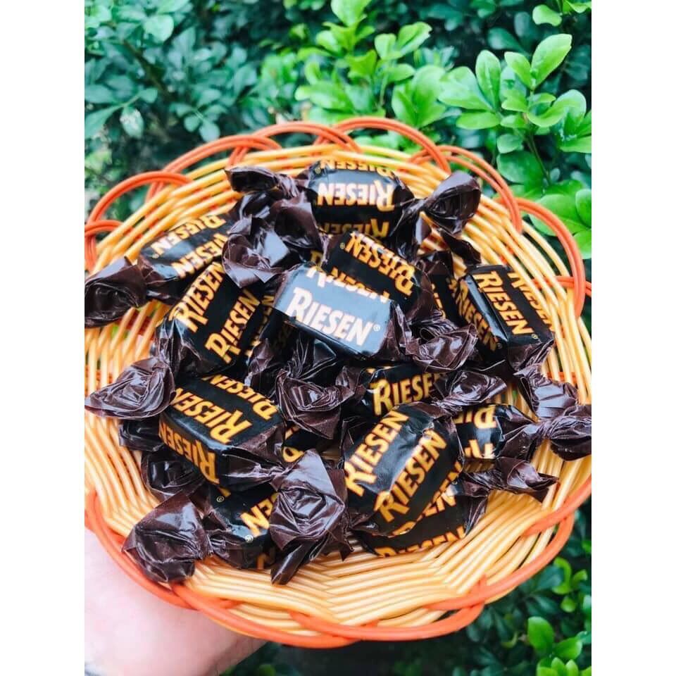 SOCOLA RIESEN TÚI 900g MEGA PACK