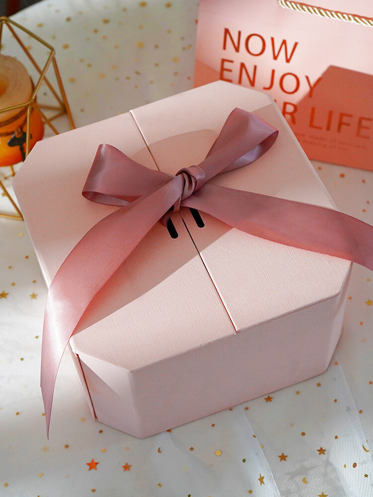 Gift Box Ins Style Gift Packing Box Gift Box Empty Box Birthday Gift Box Hand Gift Box Valentine's Day Gift Box
