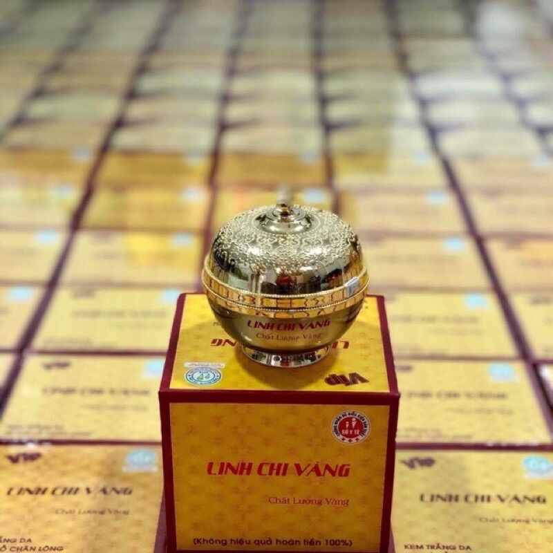 KEM DƯỠNG TRẮNG DA 6 TÁC DỤNG LINH CHI VÀNG